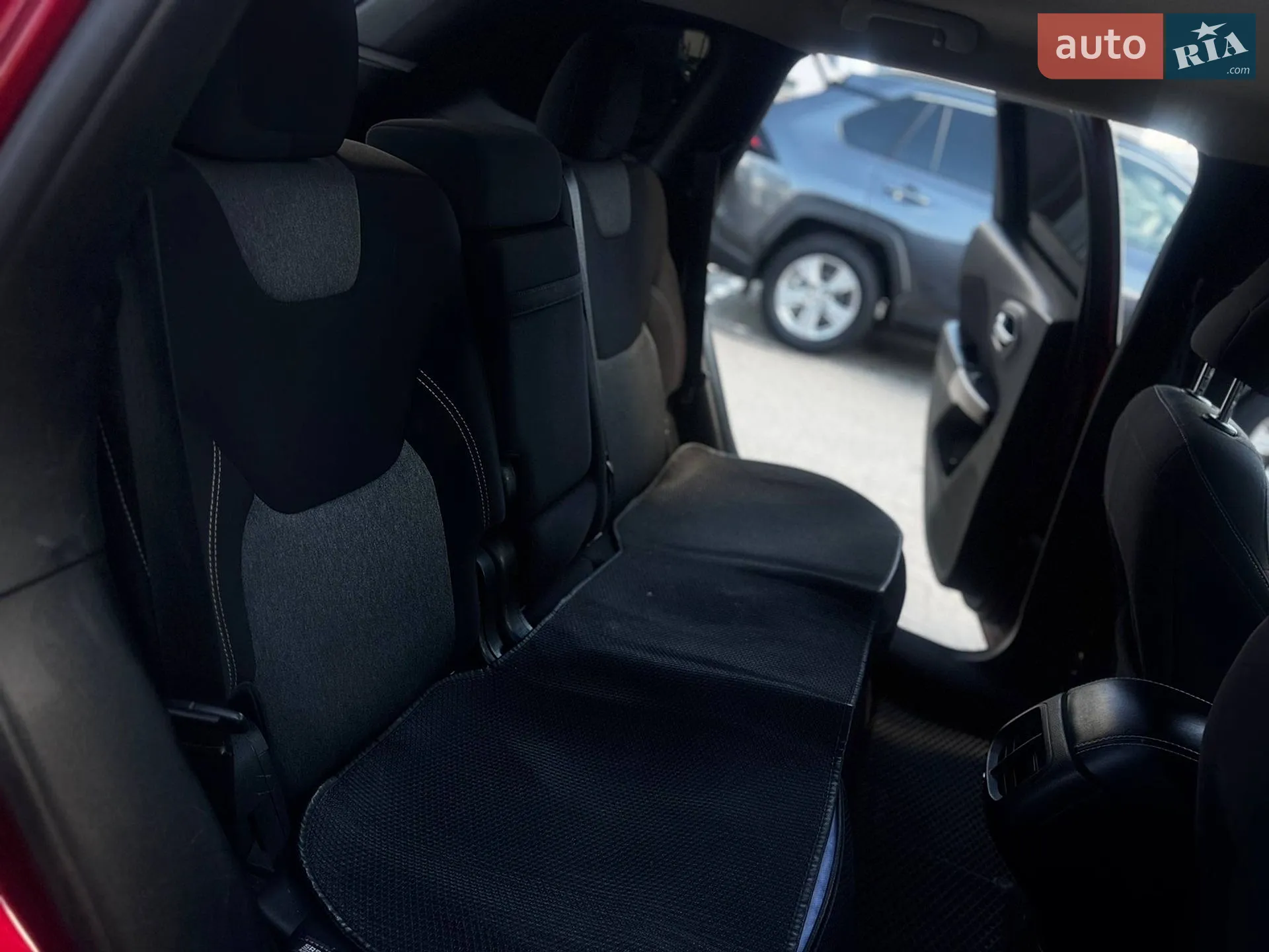 2016 Jeep Cherokee - мініатюра 21