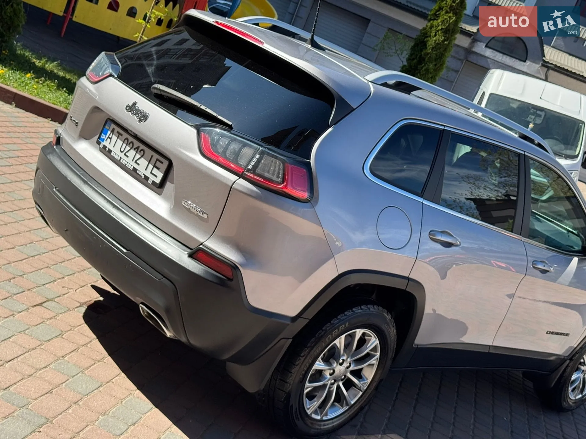 2018 Jeep Cherokee - мініатюра 33