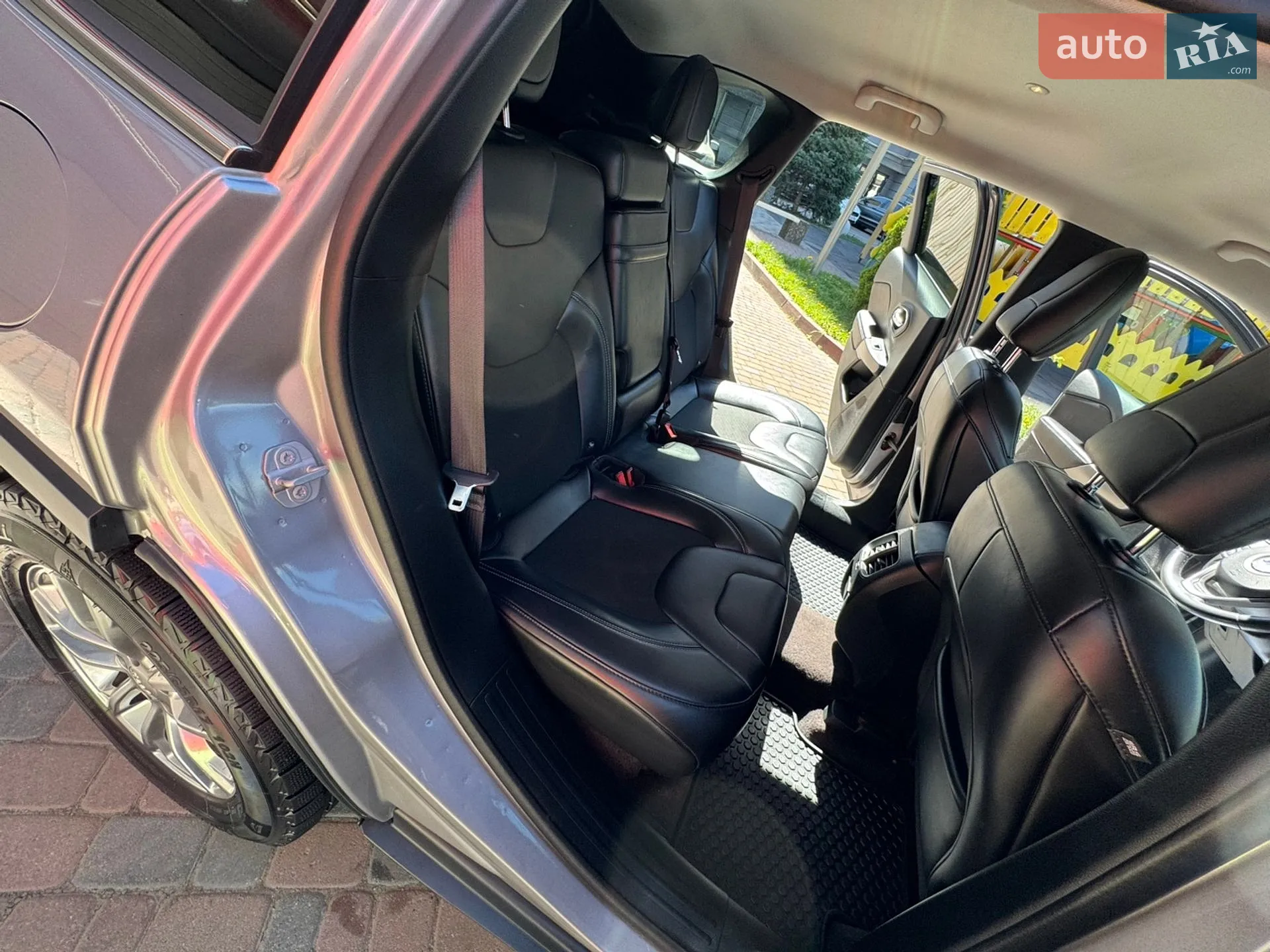 2018 Jeep Cherokee - мініатюра 179