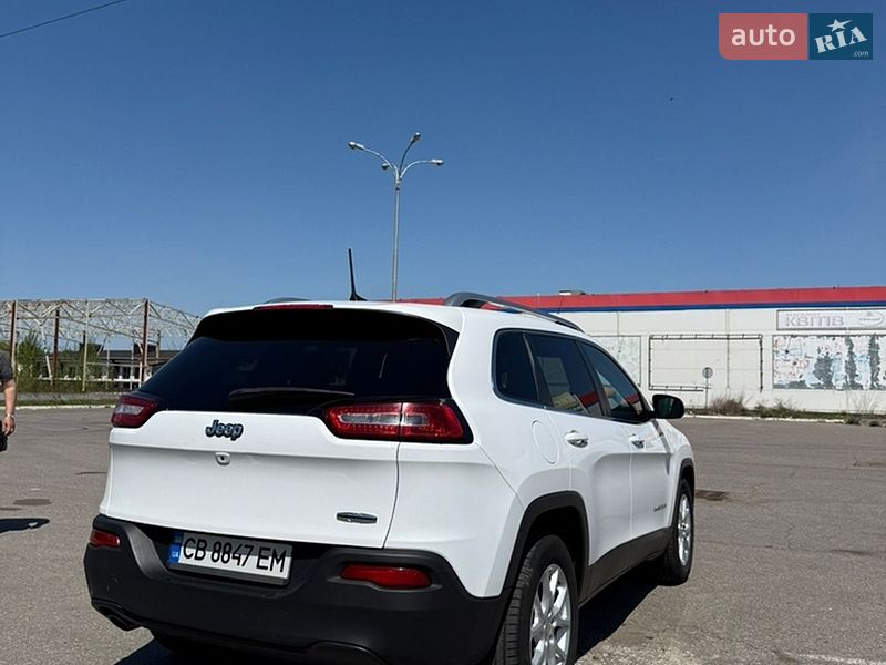 Внедорожник / Кроссовер Jeep Cherokee 2017 в Чернигове