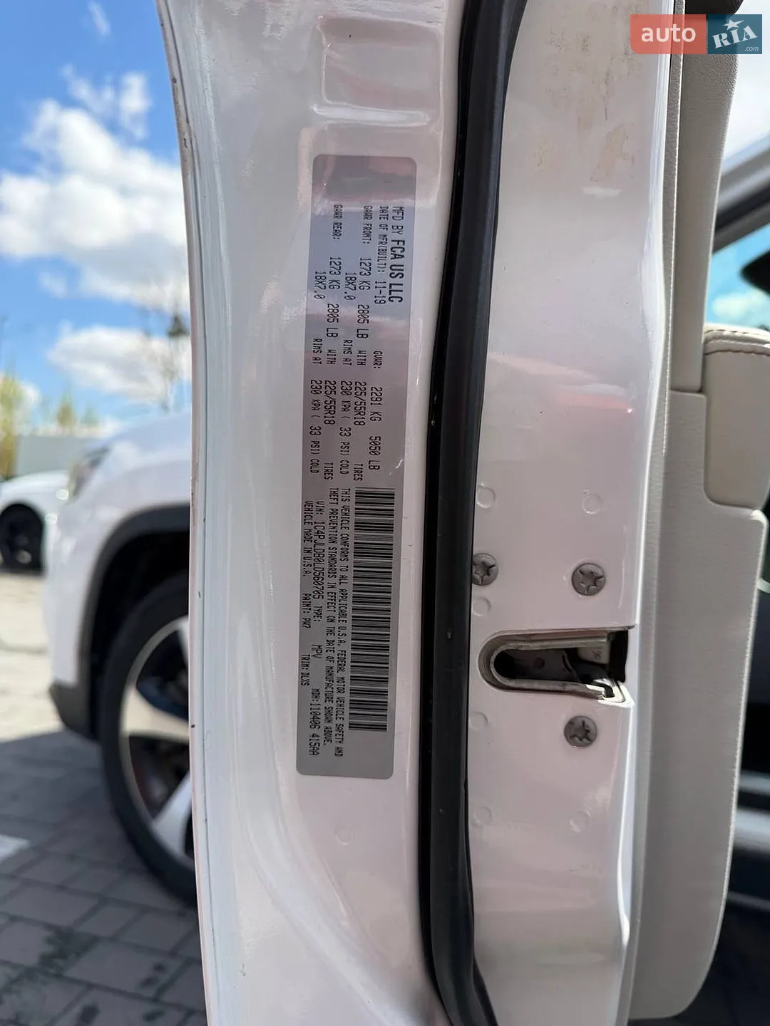 2019 Jeep Cherokee - мініатюра 35