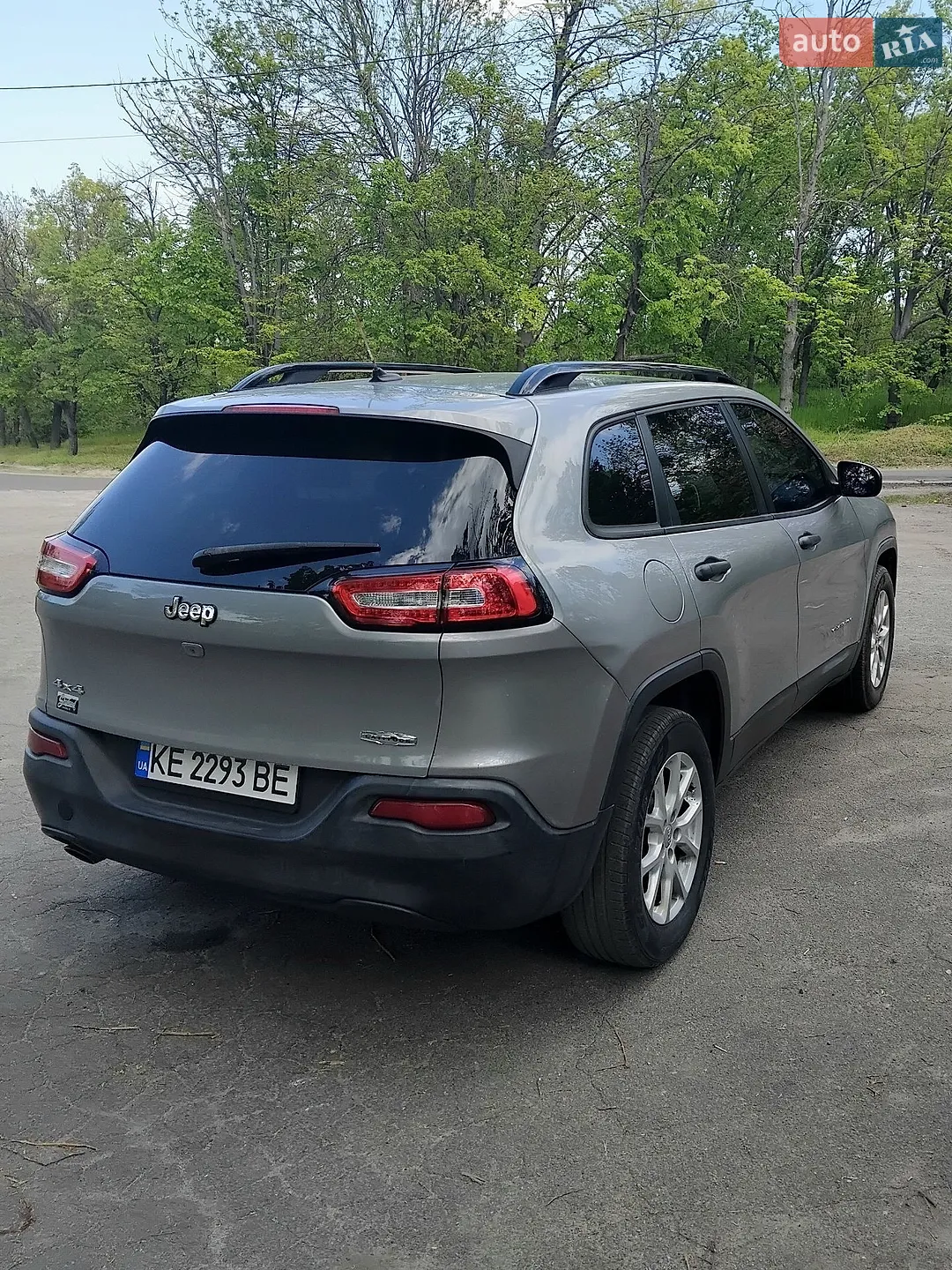 2016 Jeep Cherokee - мініатюра 5
