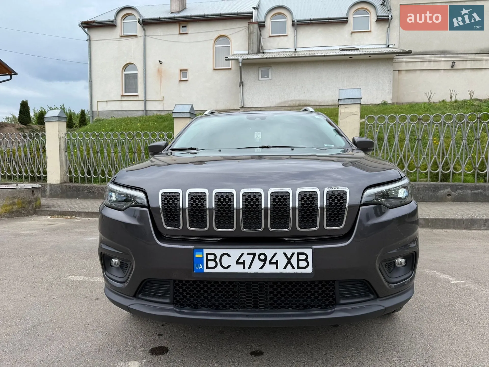 2020 Jeep Cherokee - мініатюра 27