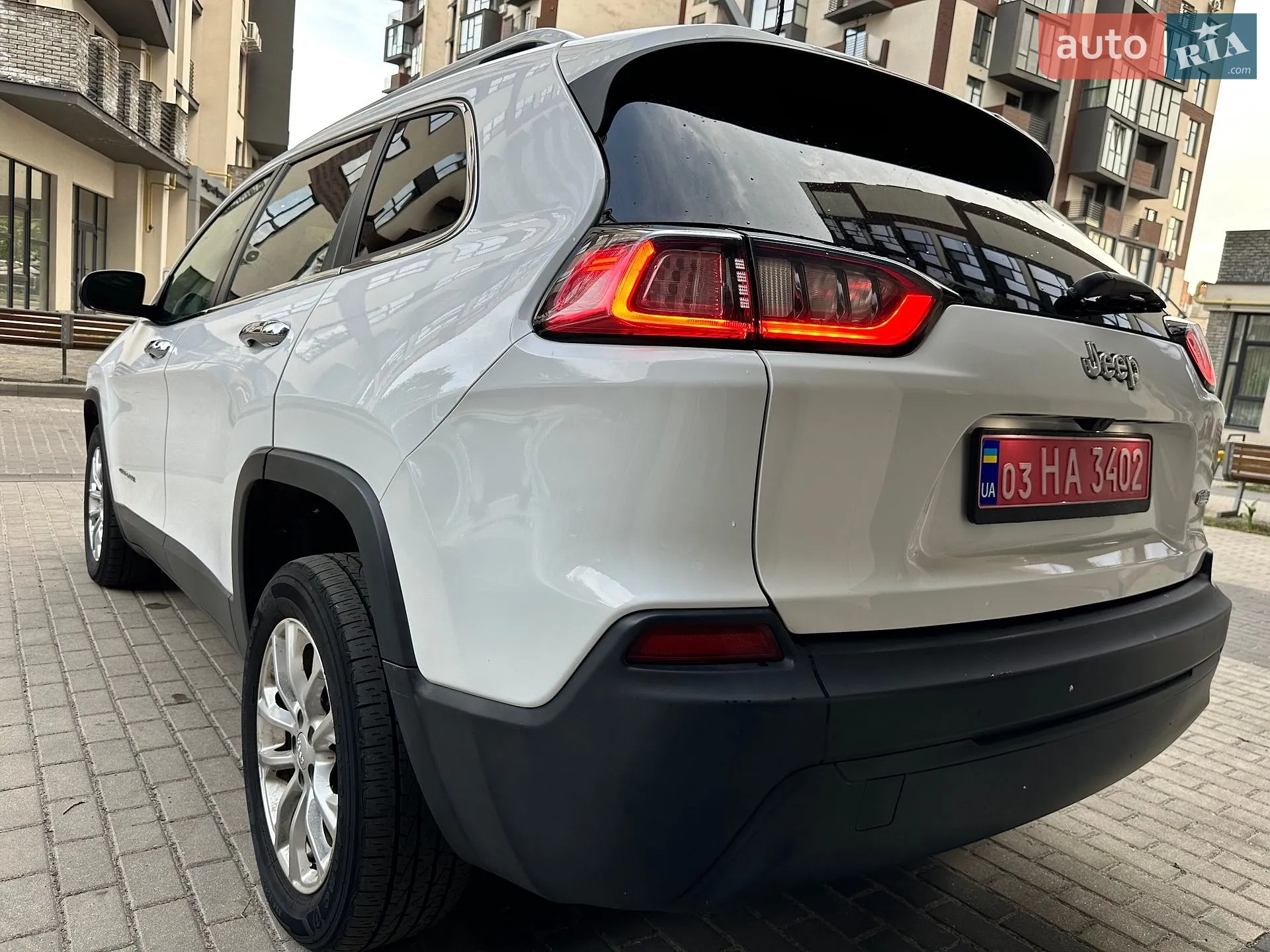 2019 Jeep Cherokee - мініатюра 5