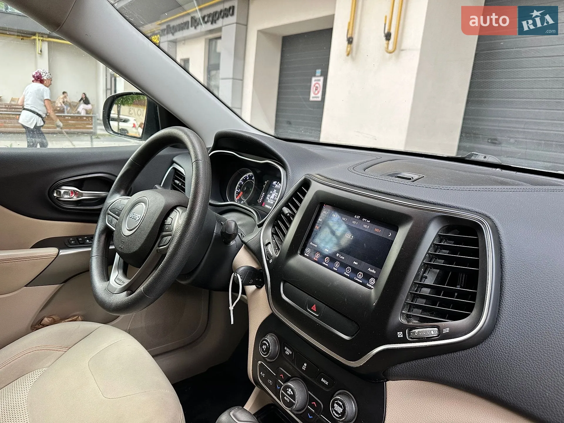 2019 Jeep Cherokee - мініатюра 12