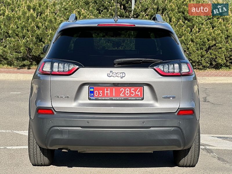 Внедорожник / Кроссовер Jeep Cherokee 2019 в Киеве