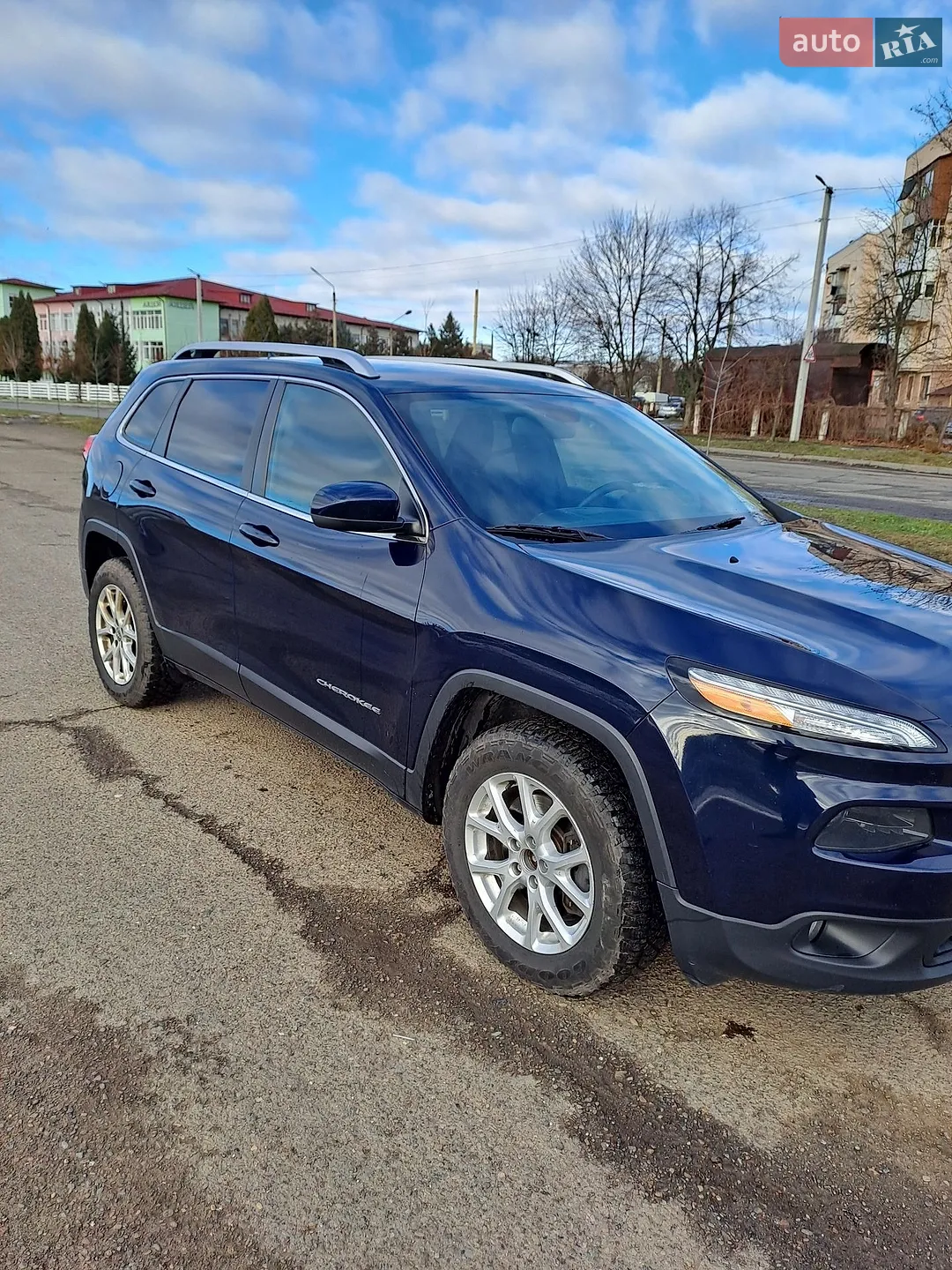 2015 Jeep Cherokee - мініатюра 4