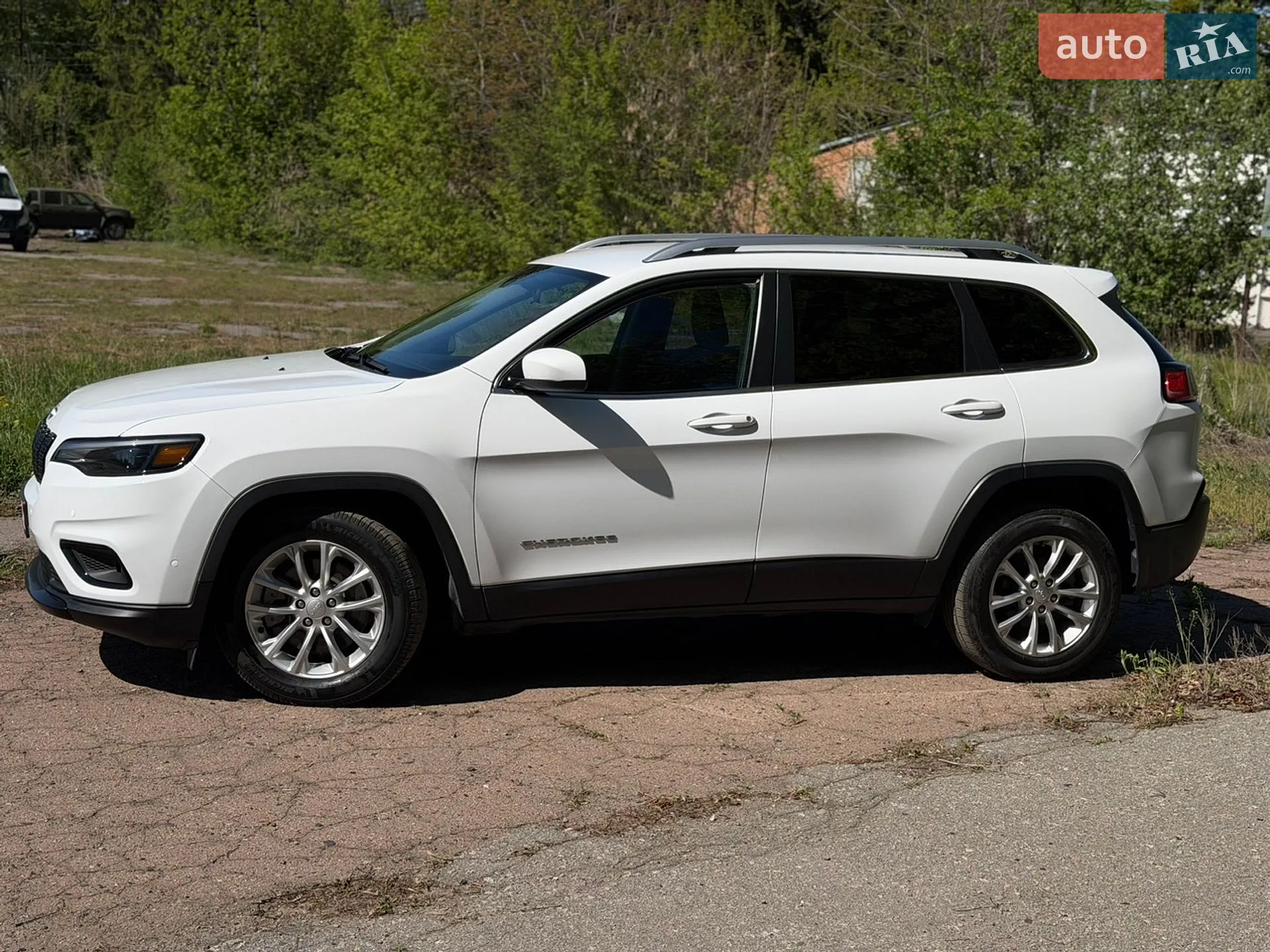 2019 Jeep Cherokee - мініатюра 31