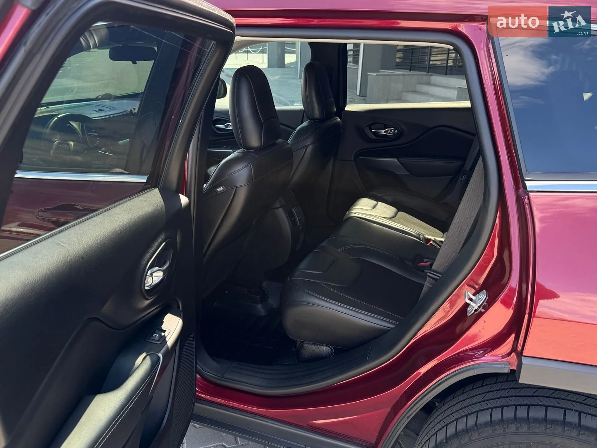 2018 Jeep Cherokee - мініатюра 8