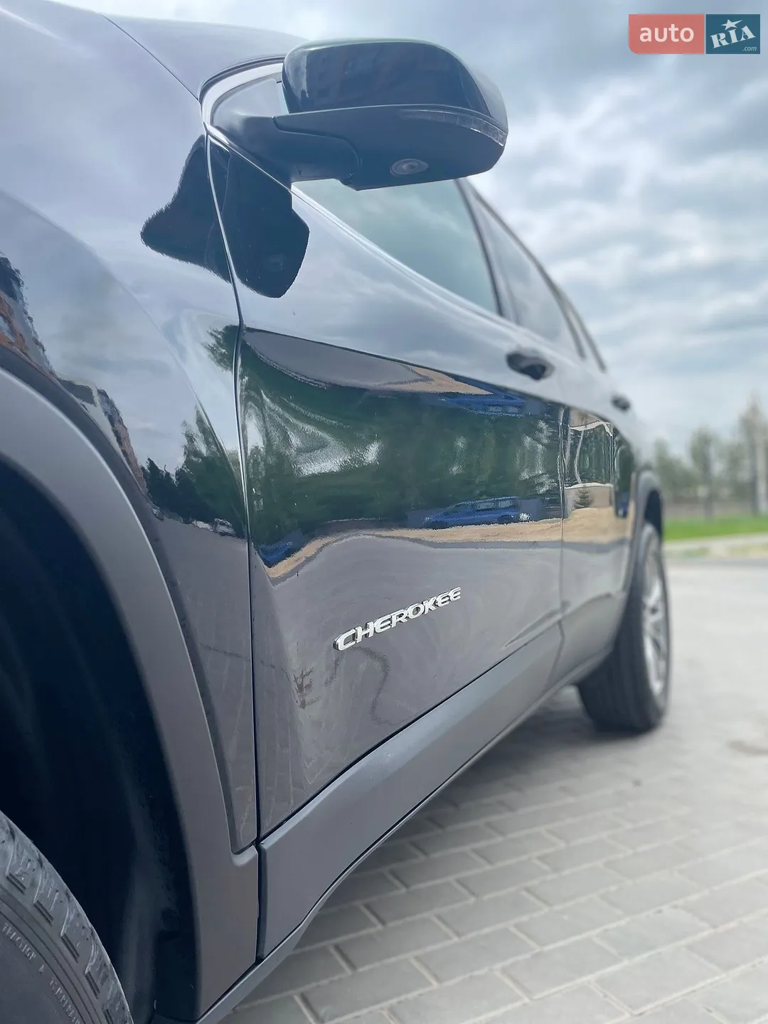 2018 Jeep Cherokee - мініатюра 11