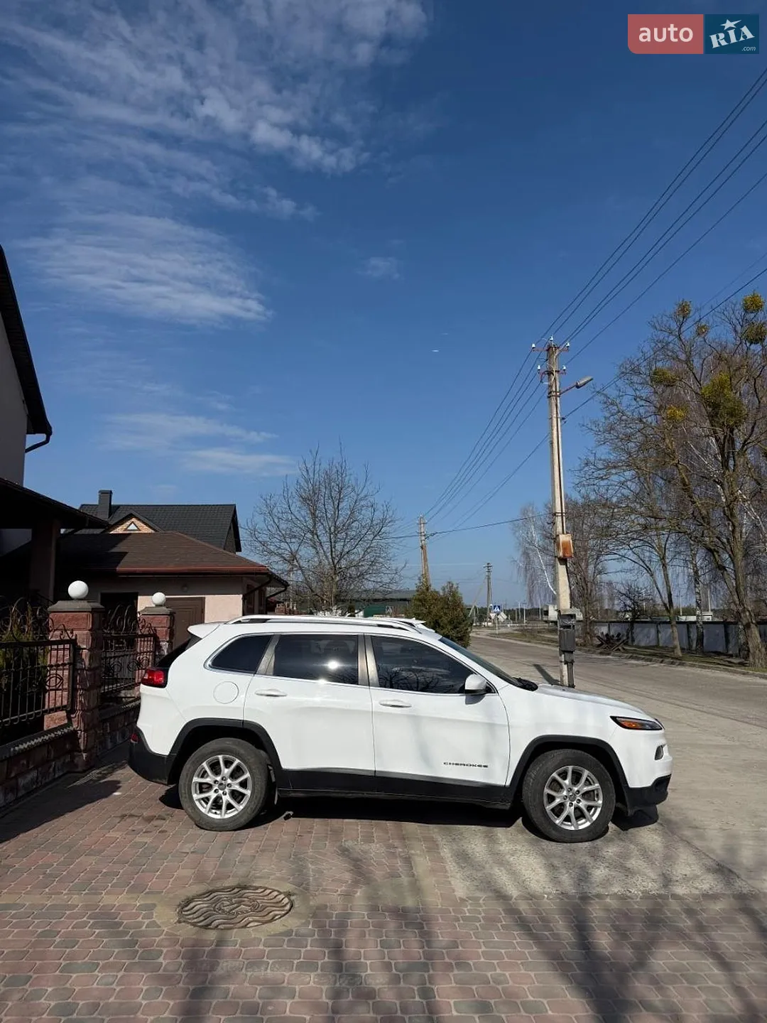 2016 Jeep Cherokee - мініатюра 6