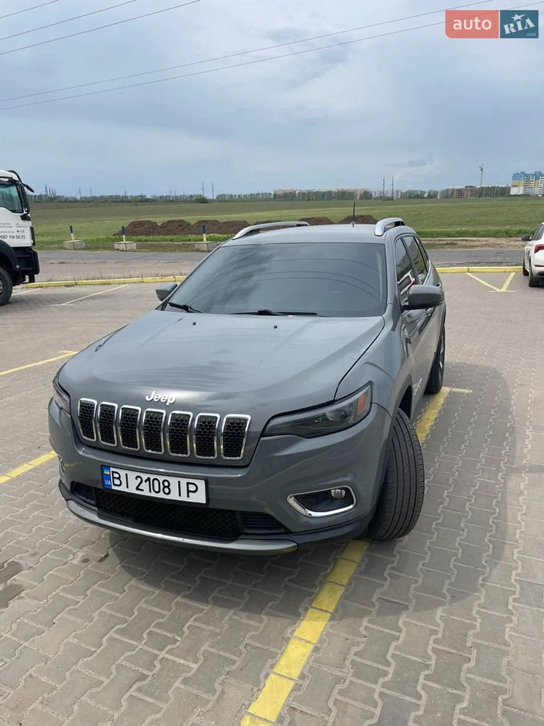 2020 Jeep Cherokee - мініатюра 2