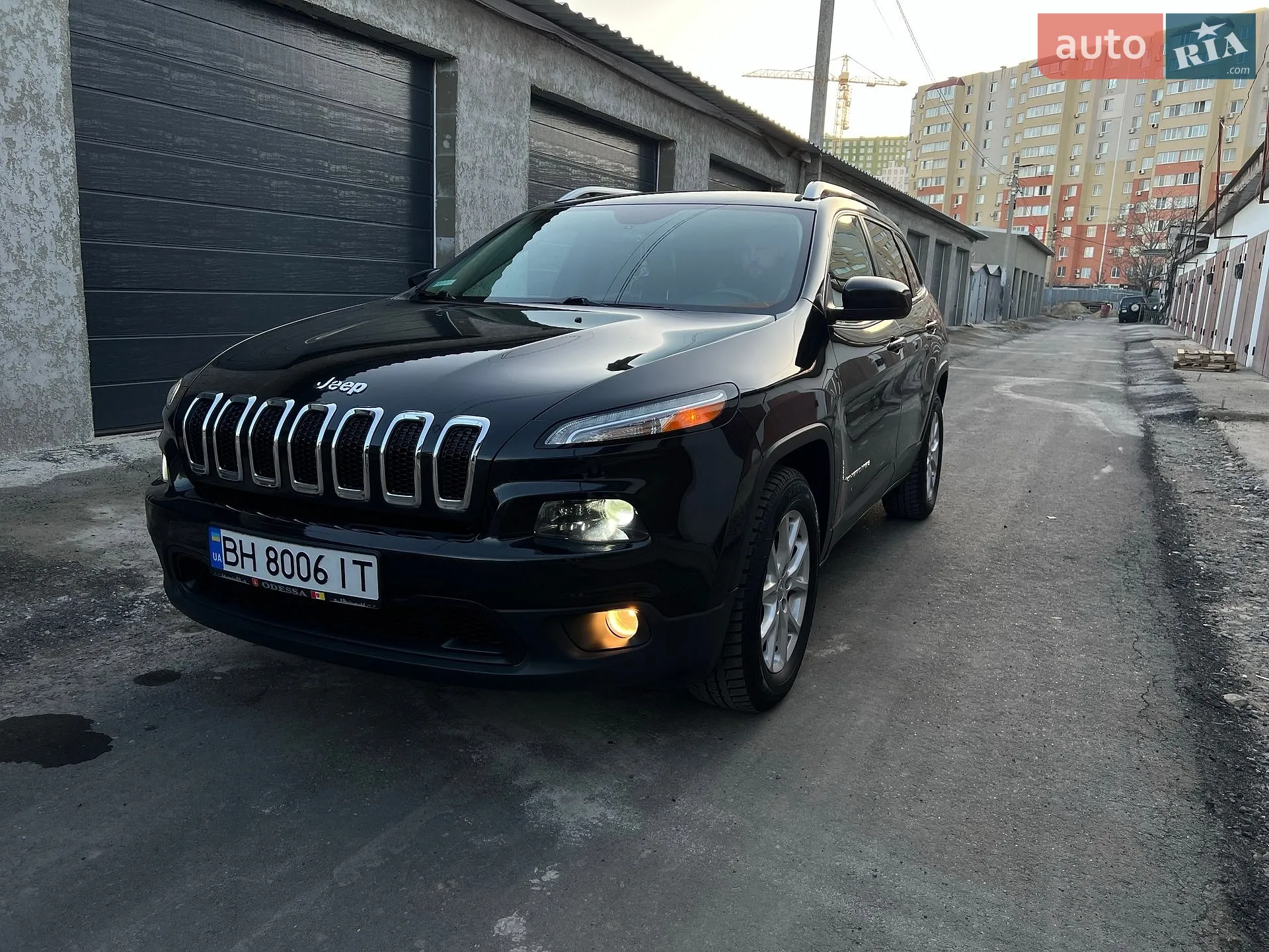 2015 Jeep Cherokee - мініатюра 2