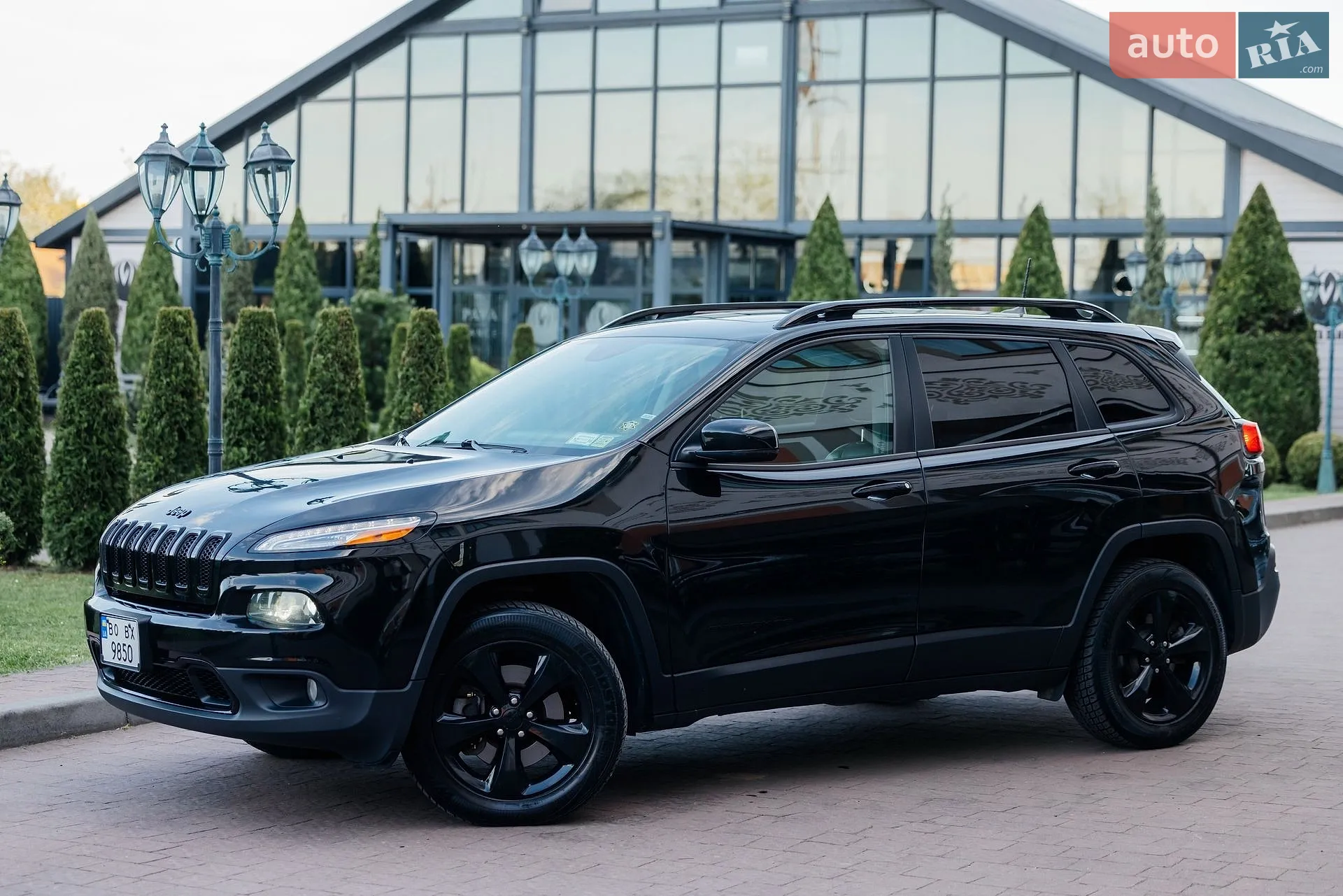 2016 Jeep Cherokee - мініатюра 3