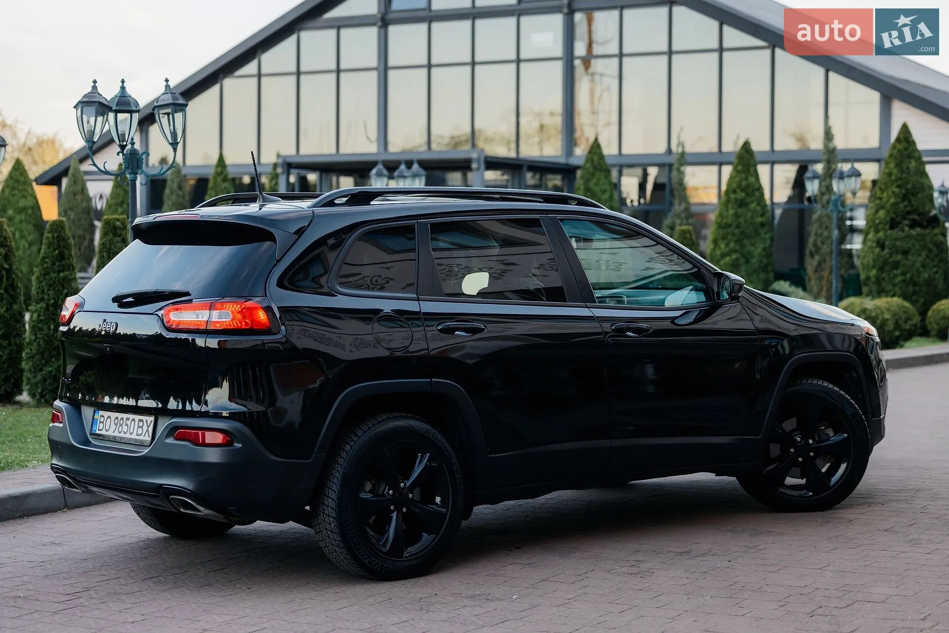 2016 Jeep Cherokee - мініатюра 20