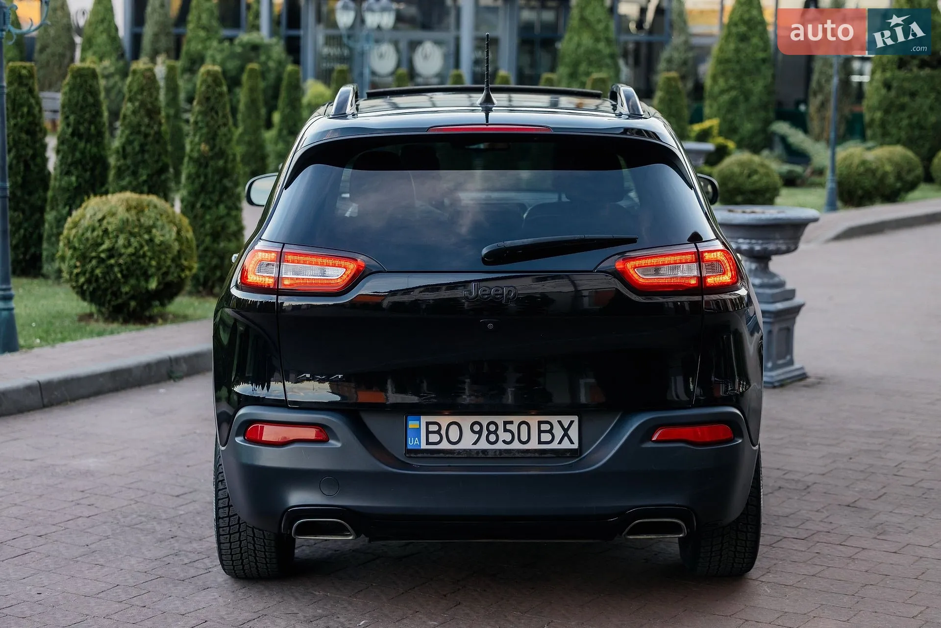 2016 Jeep Cherokee - мініатюра 30