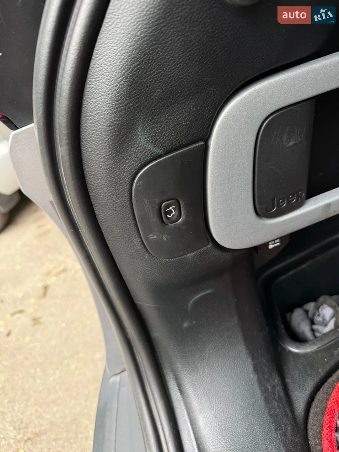 2016 Jeep Cherokee - мініатюра 19