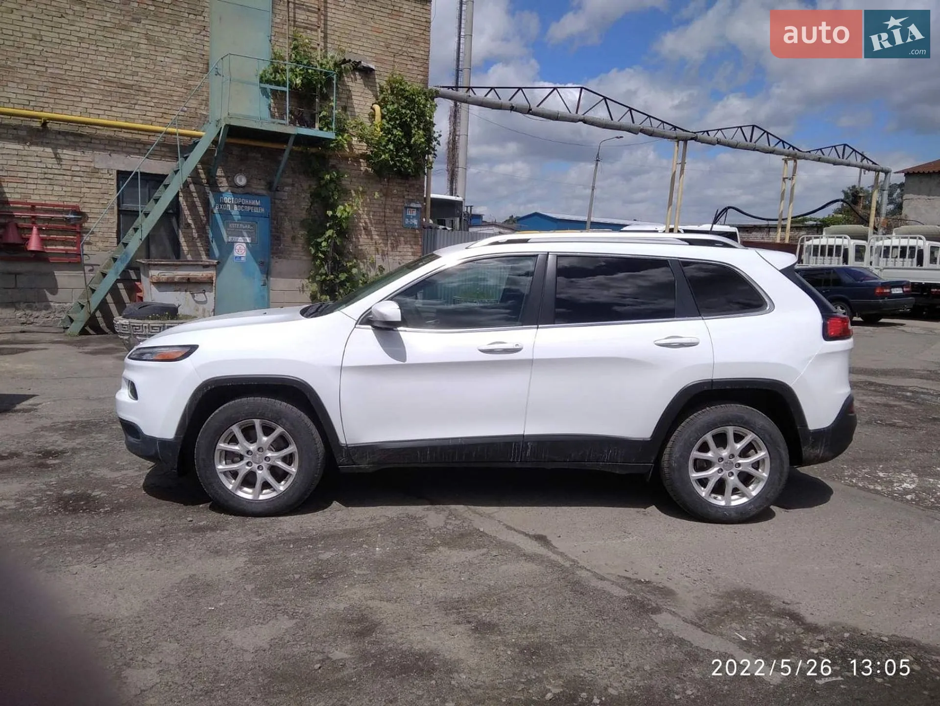 2015 Jeep Cherokee - мініатюра 2