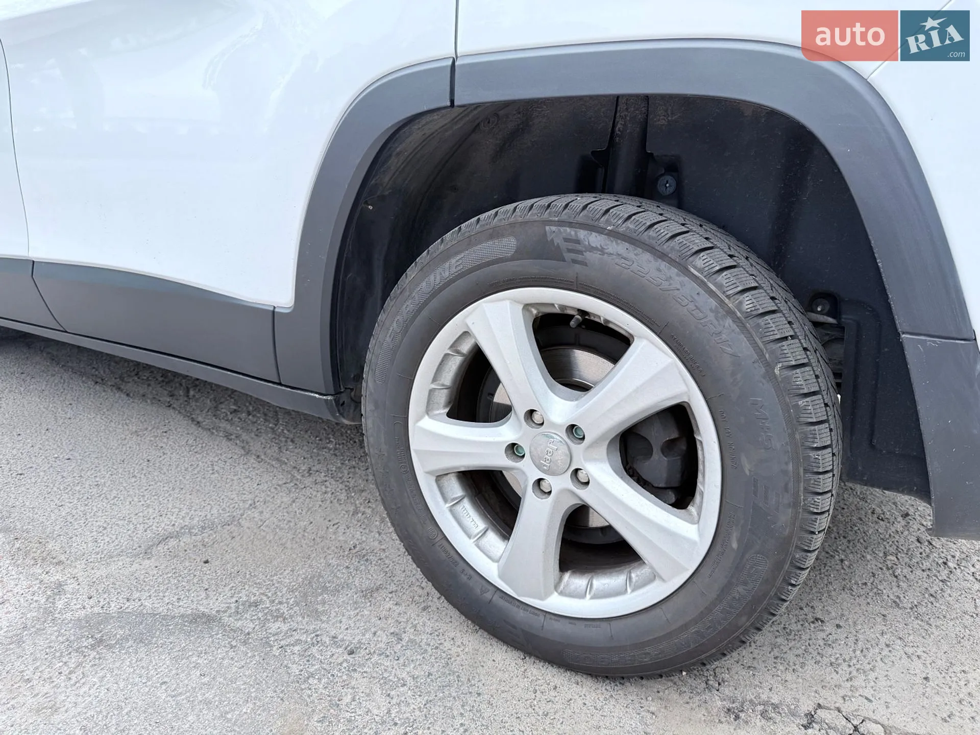2017 Jeep Cherokee - мініатюра 8