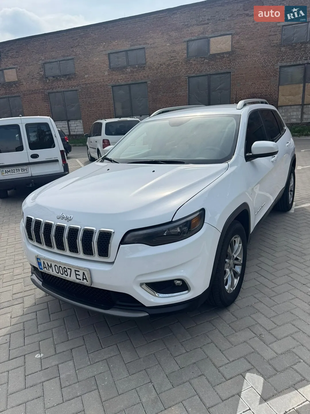 2018 Jeep Cherokee - мініатюра 2