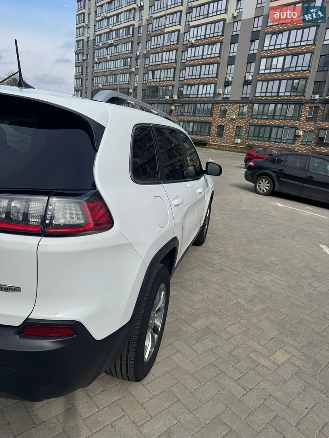 2018 Jeep Cherokee - мініатюра 6