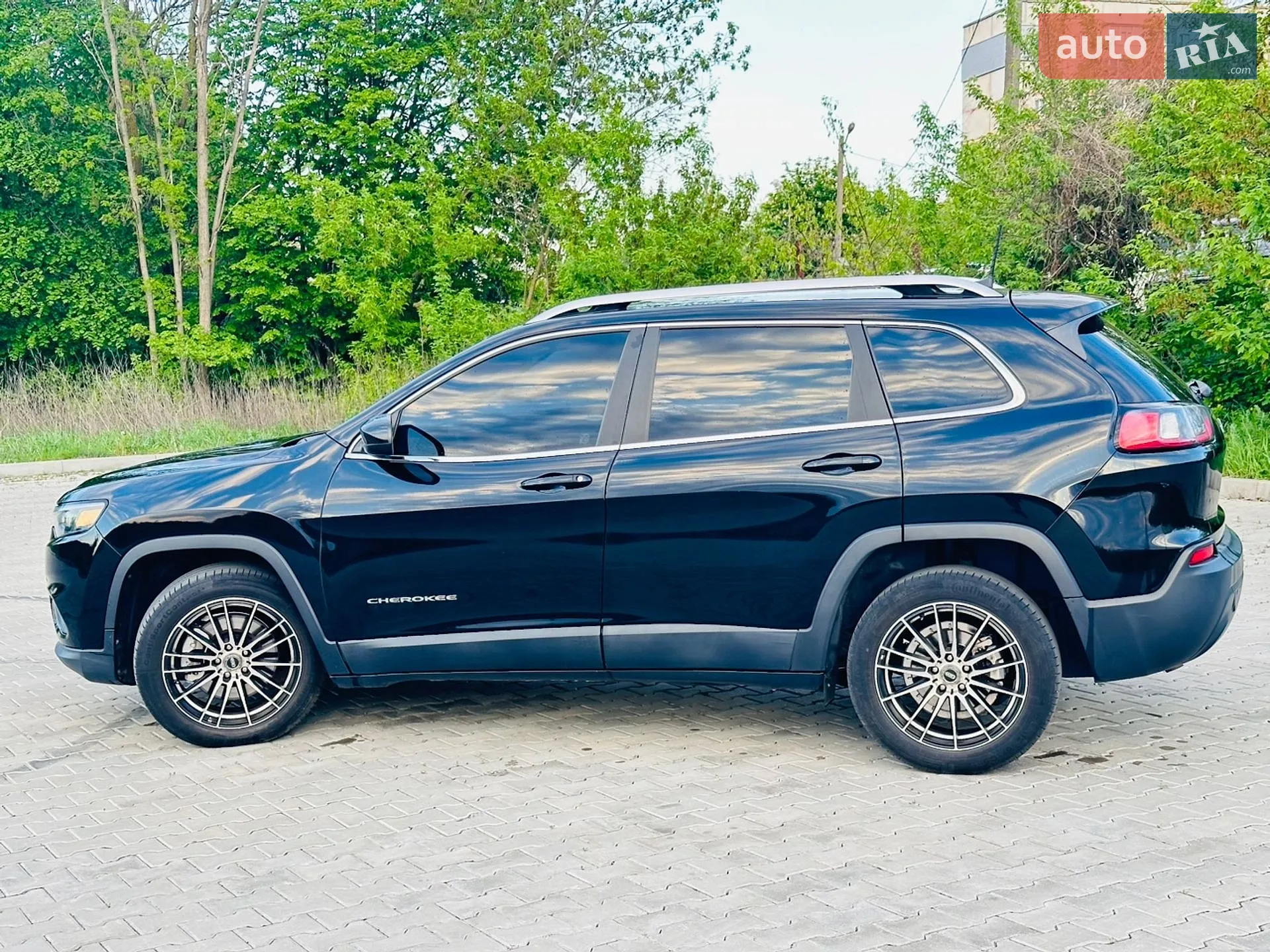 2018 Jeep Cherokee - мініатюра 20