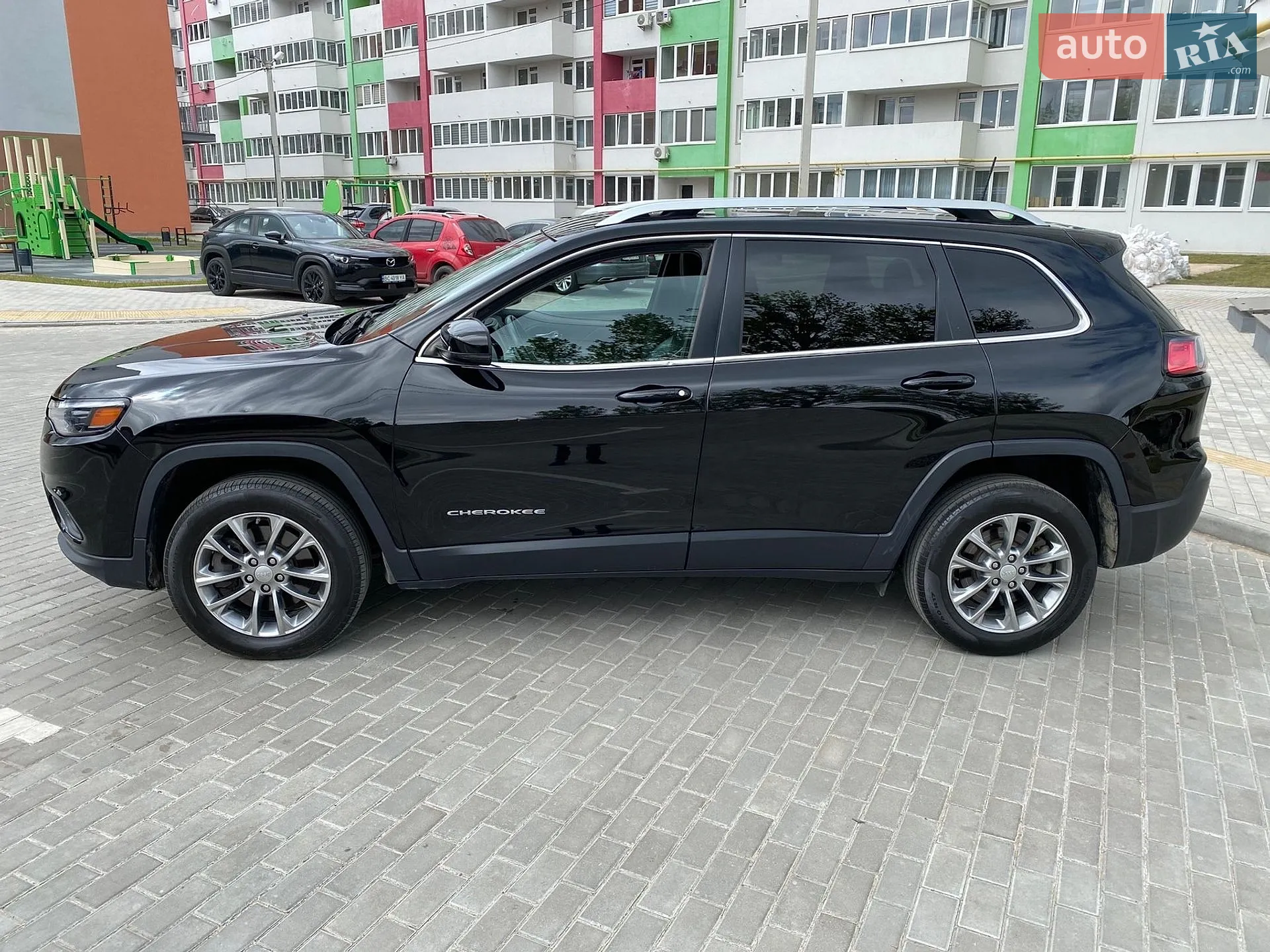 2019 Jeep Cherokee - мініатюра 10