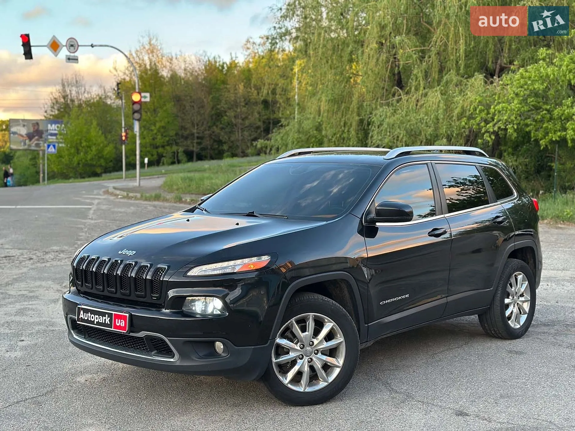 2015 Jeep Cherokee - фото 1