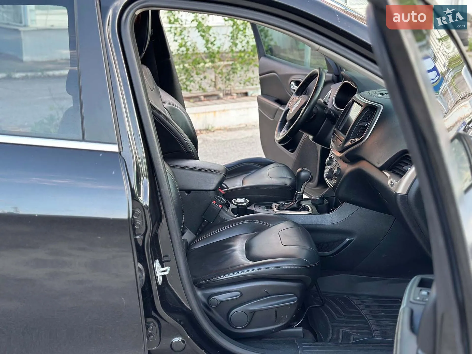 2015 Jeep Cherokee - мініатюра 21