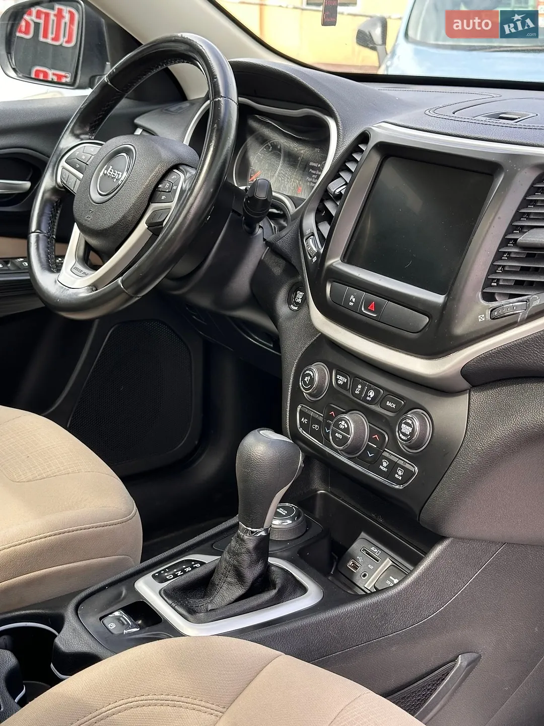 2015 Jeep Cherokee - мініатюра 7