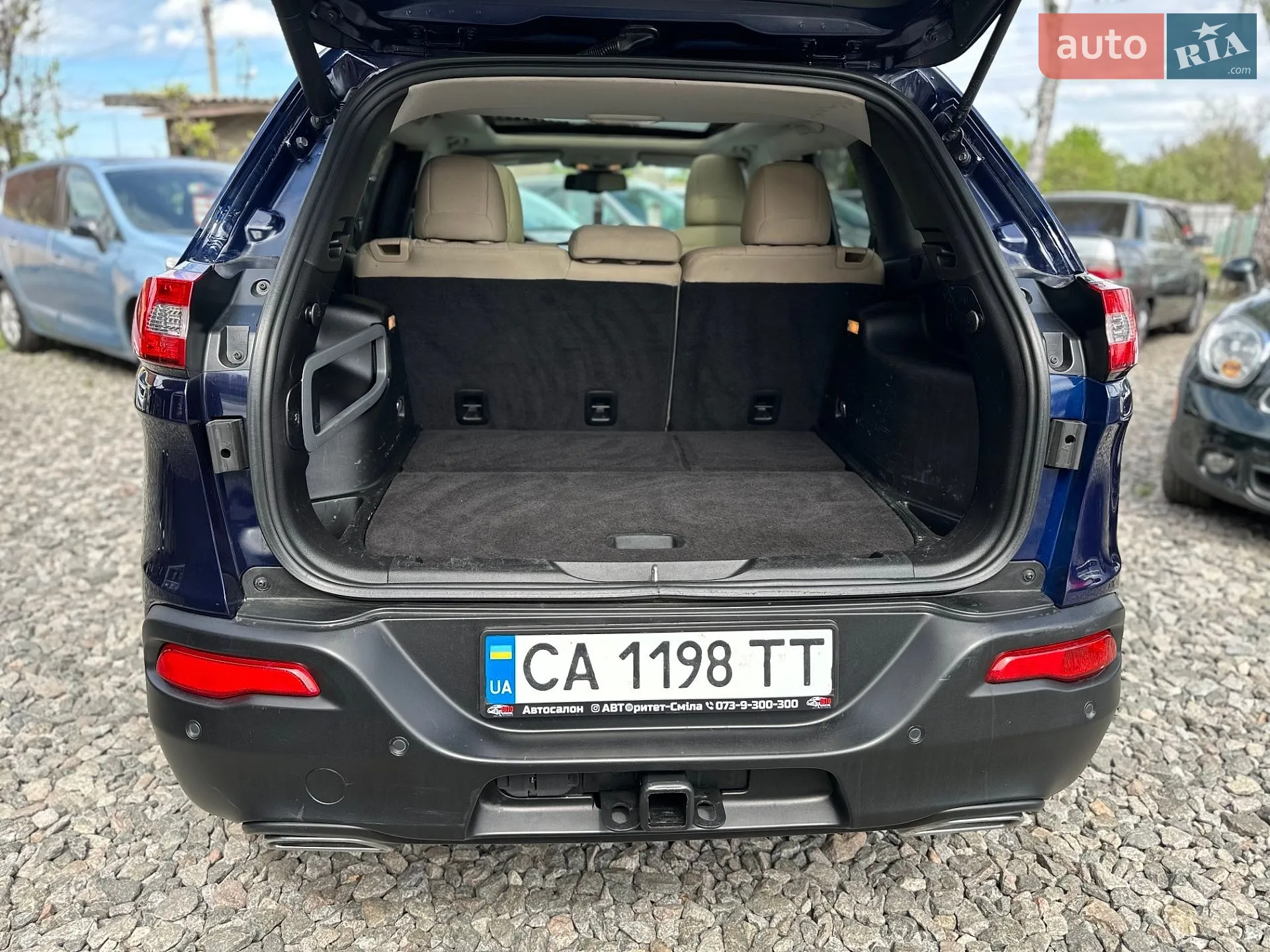 2015 Jeep Cherokee - мініатюра 14