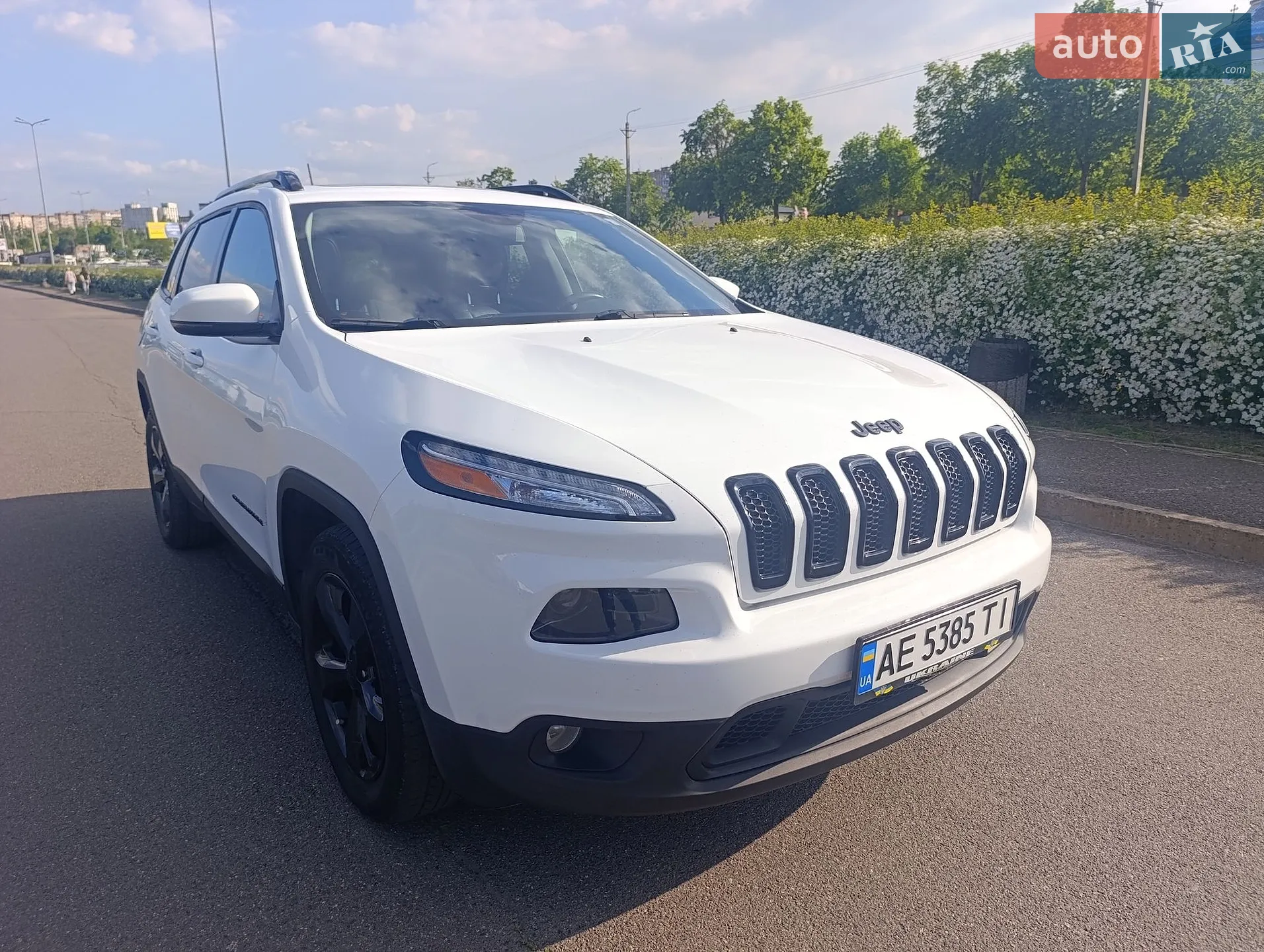 2017 Jeep Cherokee - мініатюра 2
