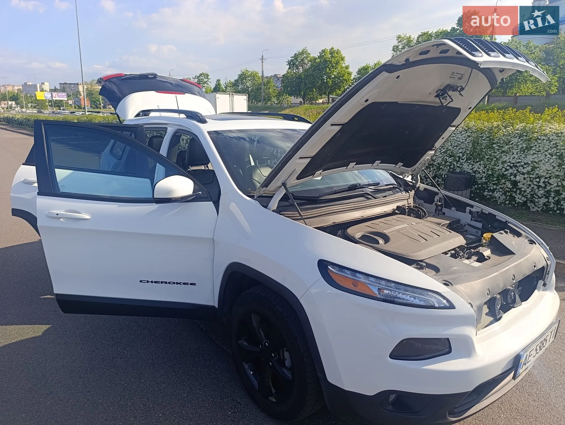 2017 Jeep Cherokee - мініатюра 19