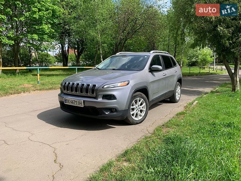 Внедорожник / Кроссовер Jeep Cherokee 2017 в Ровно