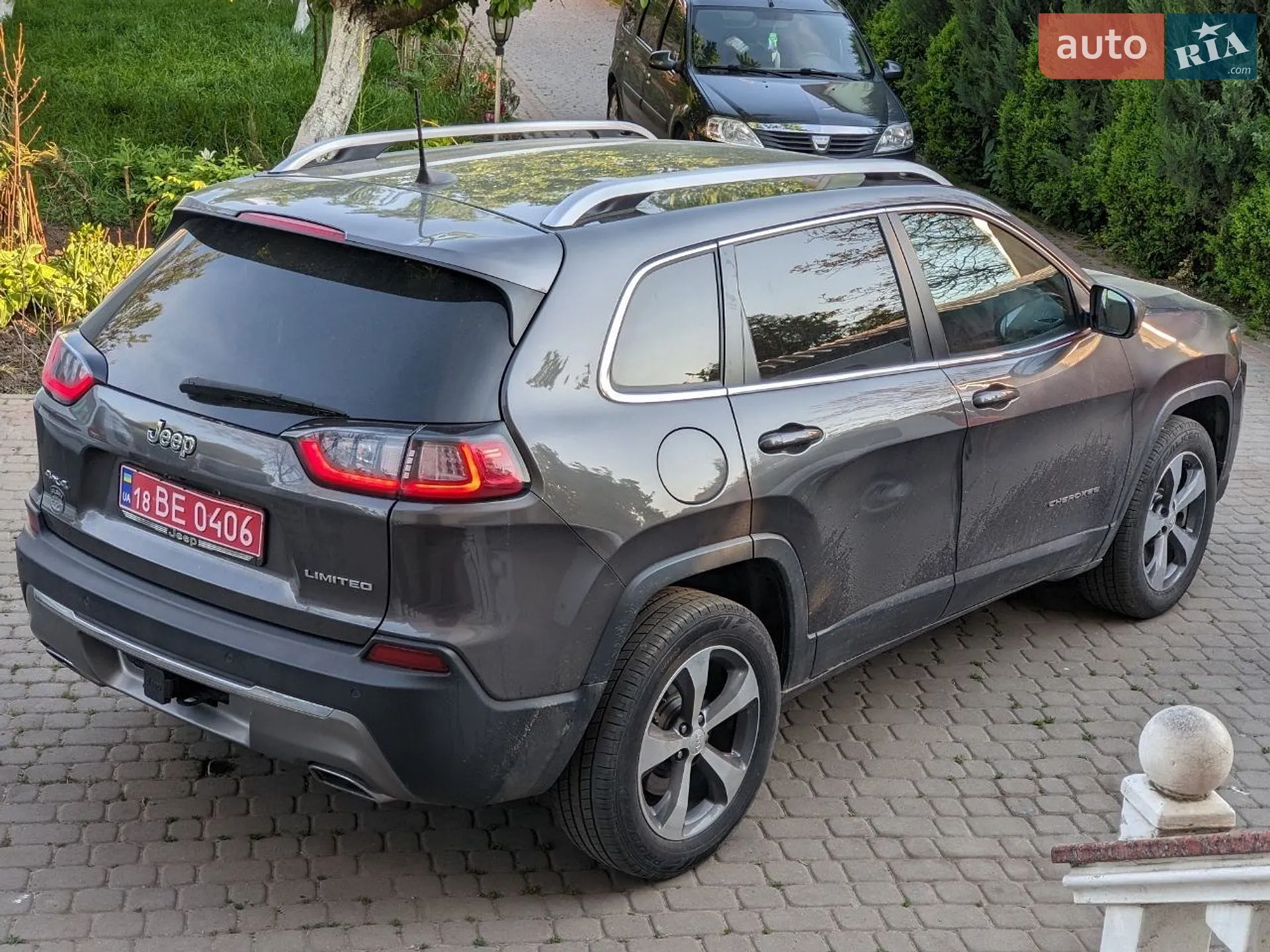 2018 Jeep Cherokee - мініатюра 31