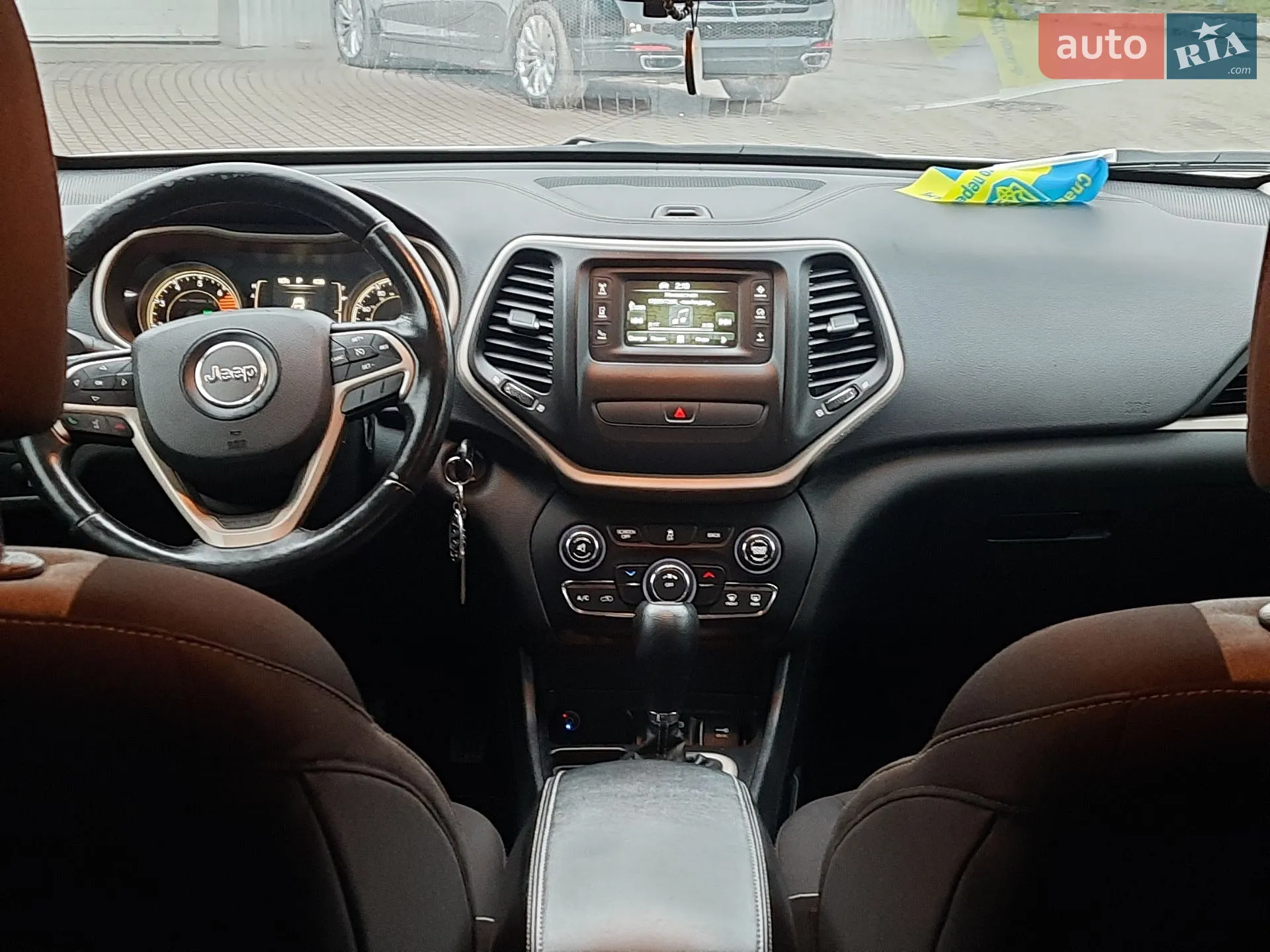2016 Jeep Cherokee - мініатюра 11