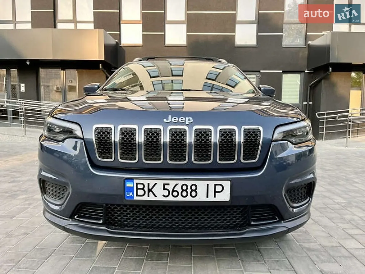 2020 Jeep Cherokee - мініатюра 31