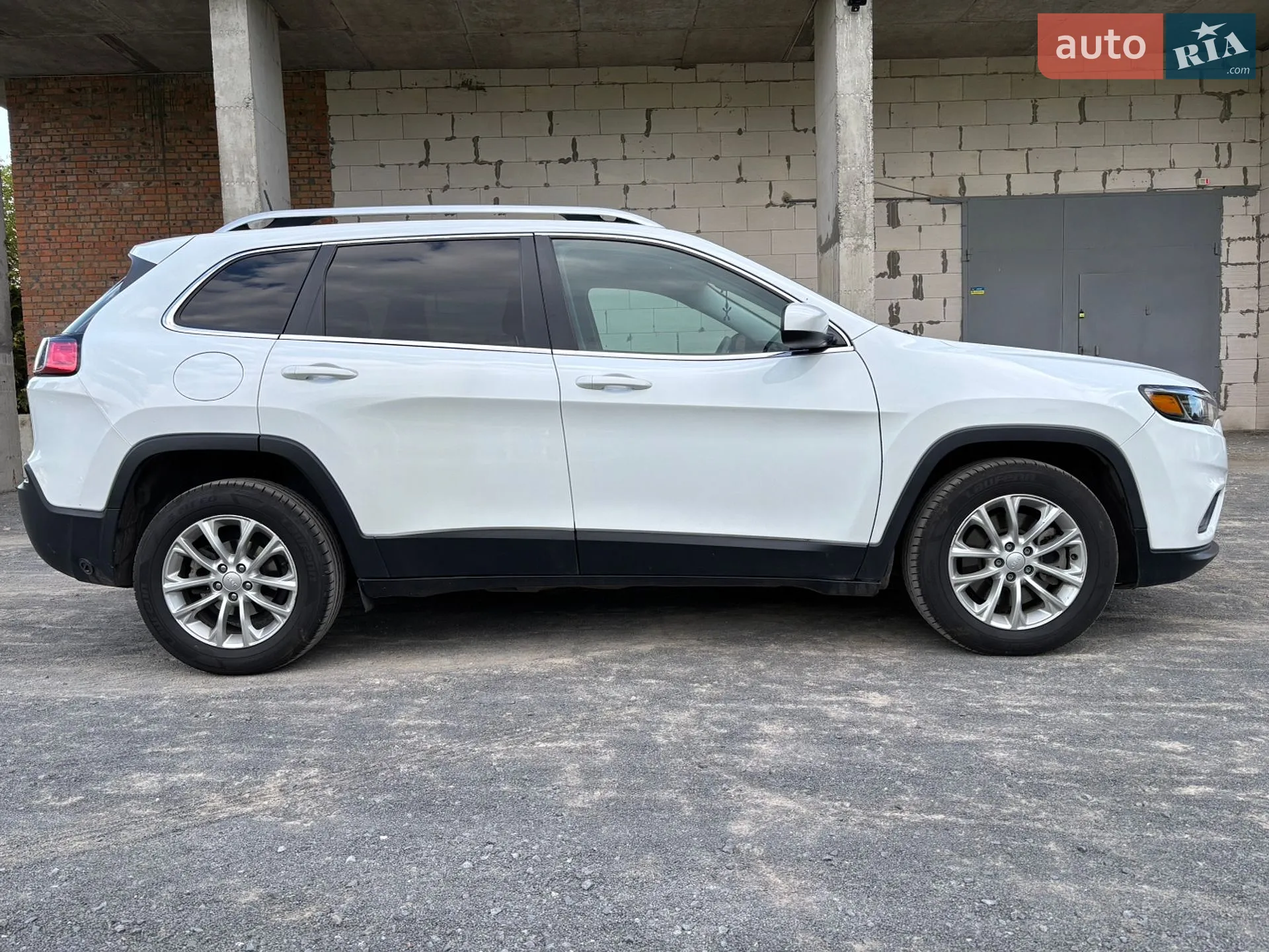 2018 Jeep Cherokee - мініатюра 13