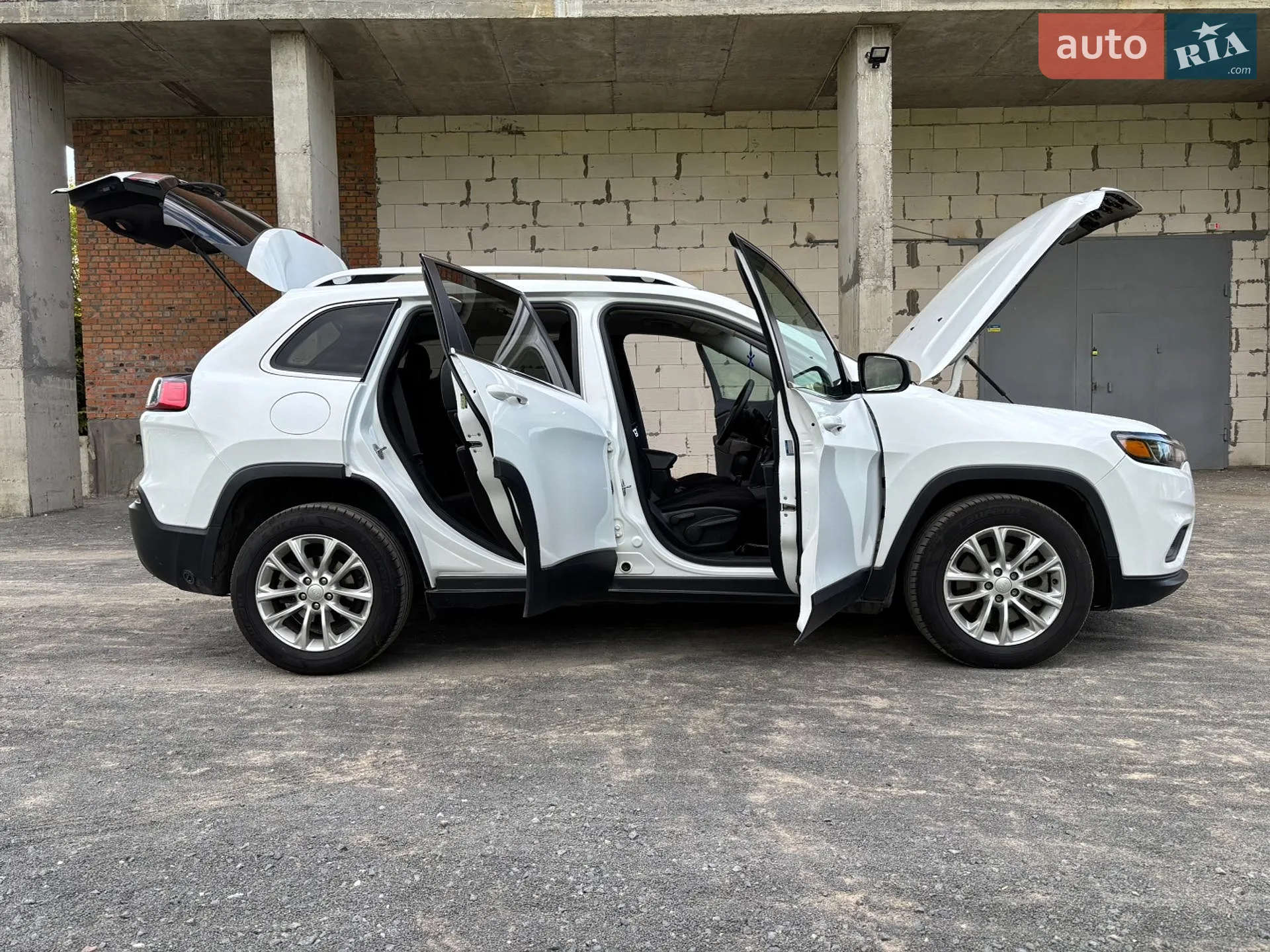 2018 Jeep Cherokee - мініатюра 33