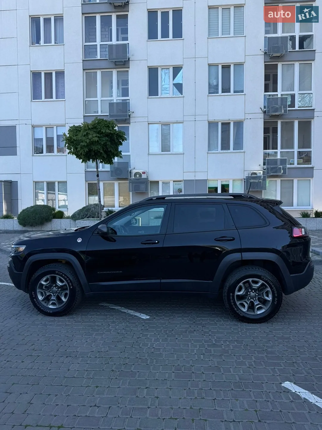 2018 Jeep Cherokee - мініатюра 6