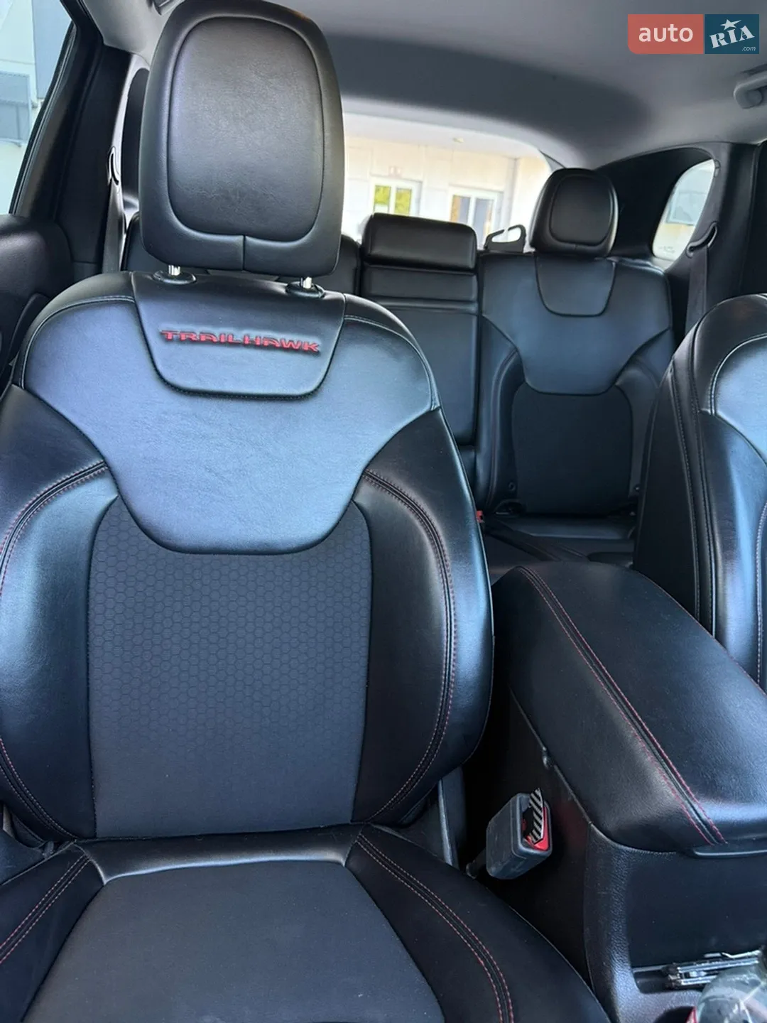 2018 Jeep Cherokee - мініатюра 19