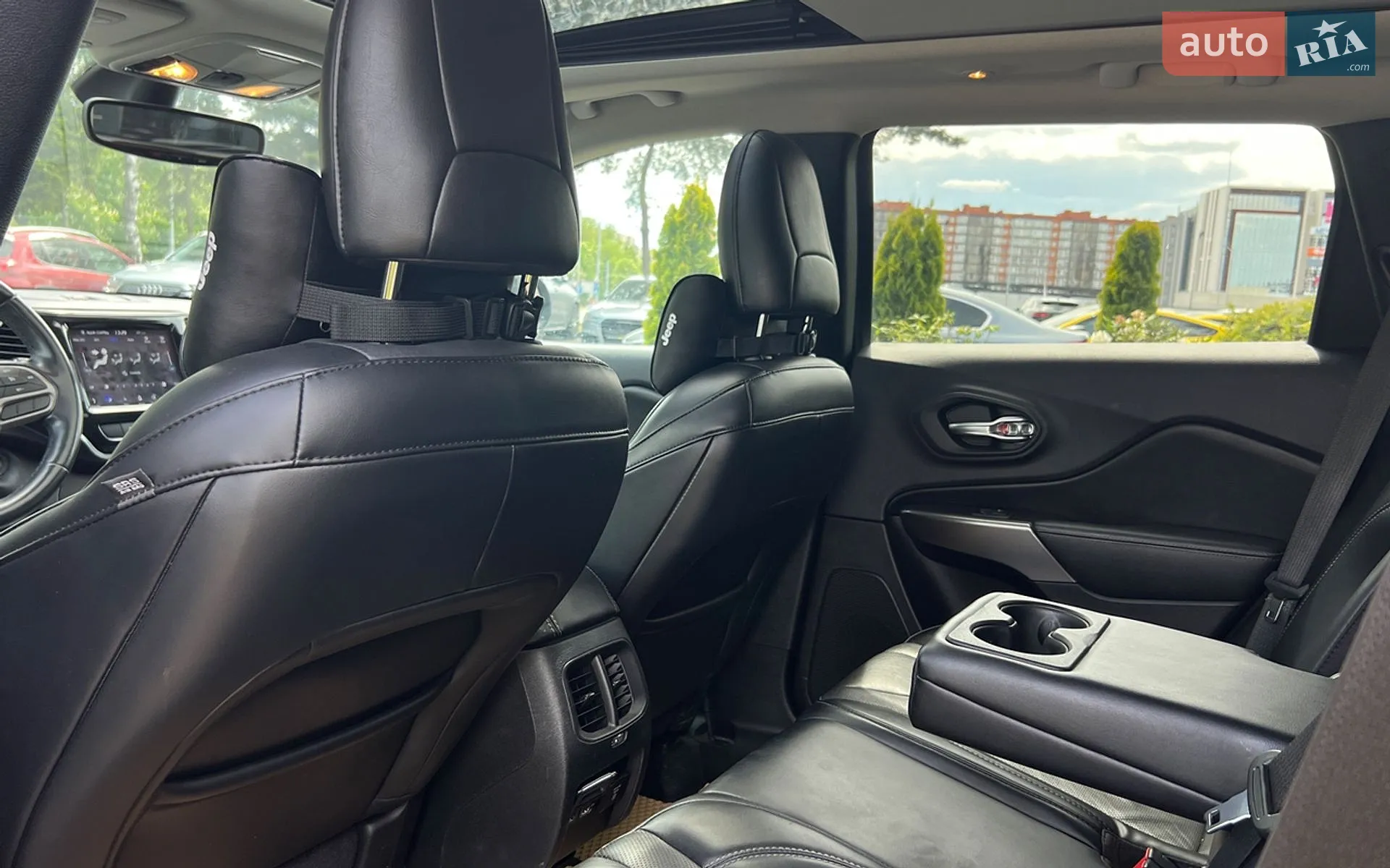 2019 Jeep Cherokee - мініатюра 24