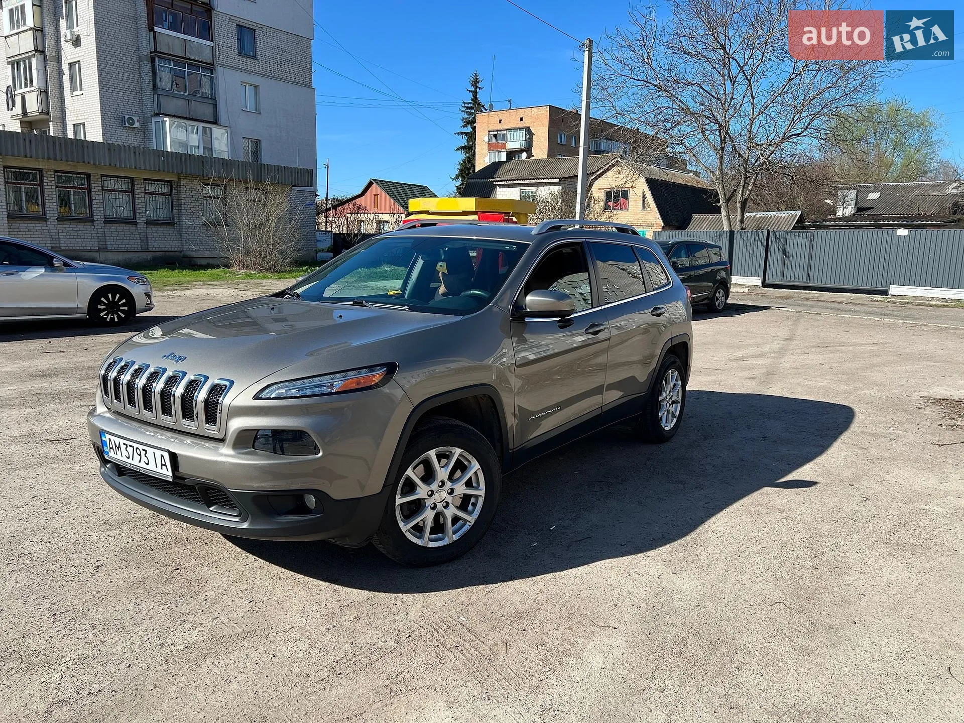 2016 Jeep Cherokee - мініатюра 4