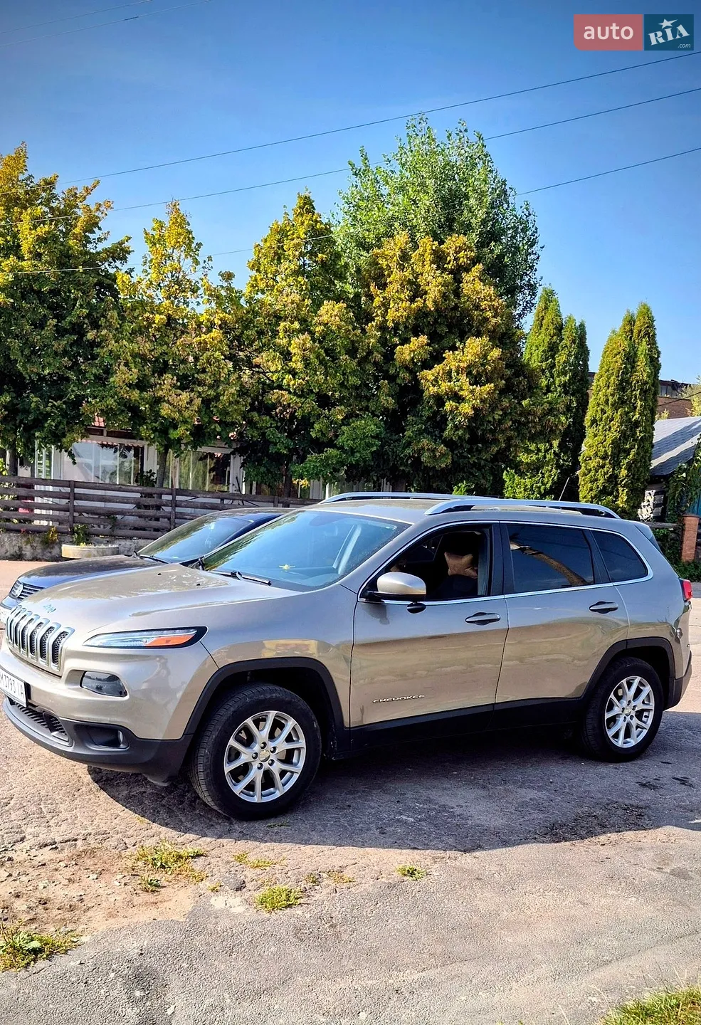 2016 Jeep Cherokee - мініатюра 24