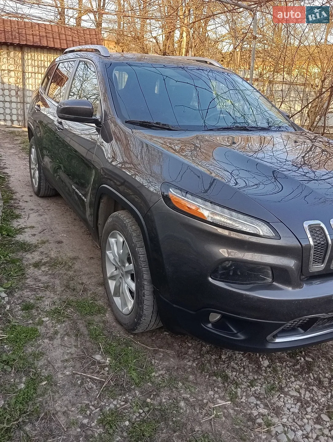 2017 Jeep Cherokee - мініатюра 2