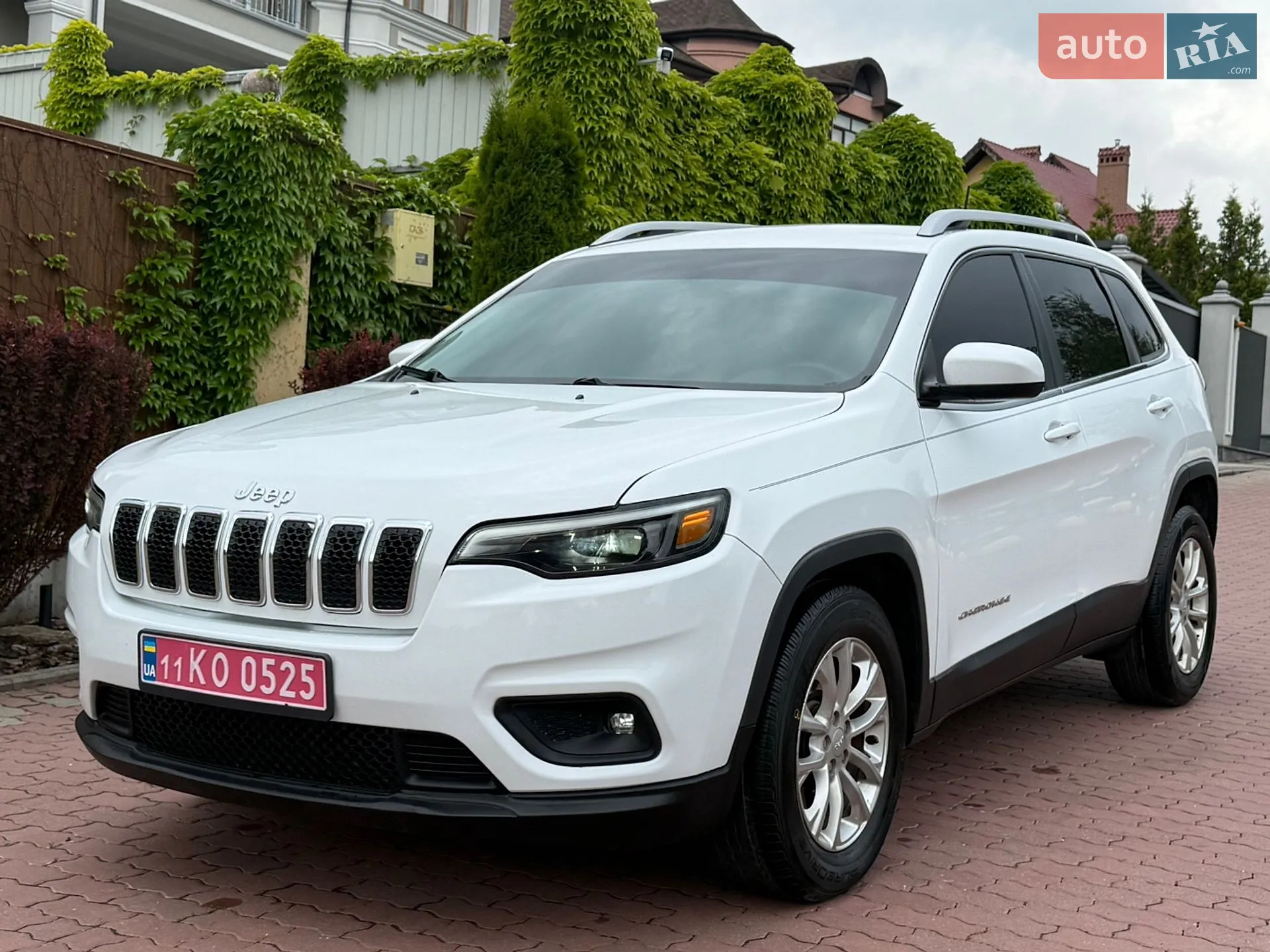 2019 Jeep Cherokee - фото 1