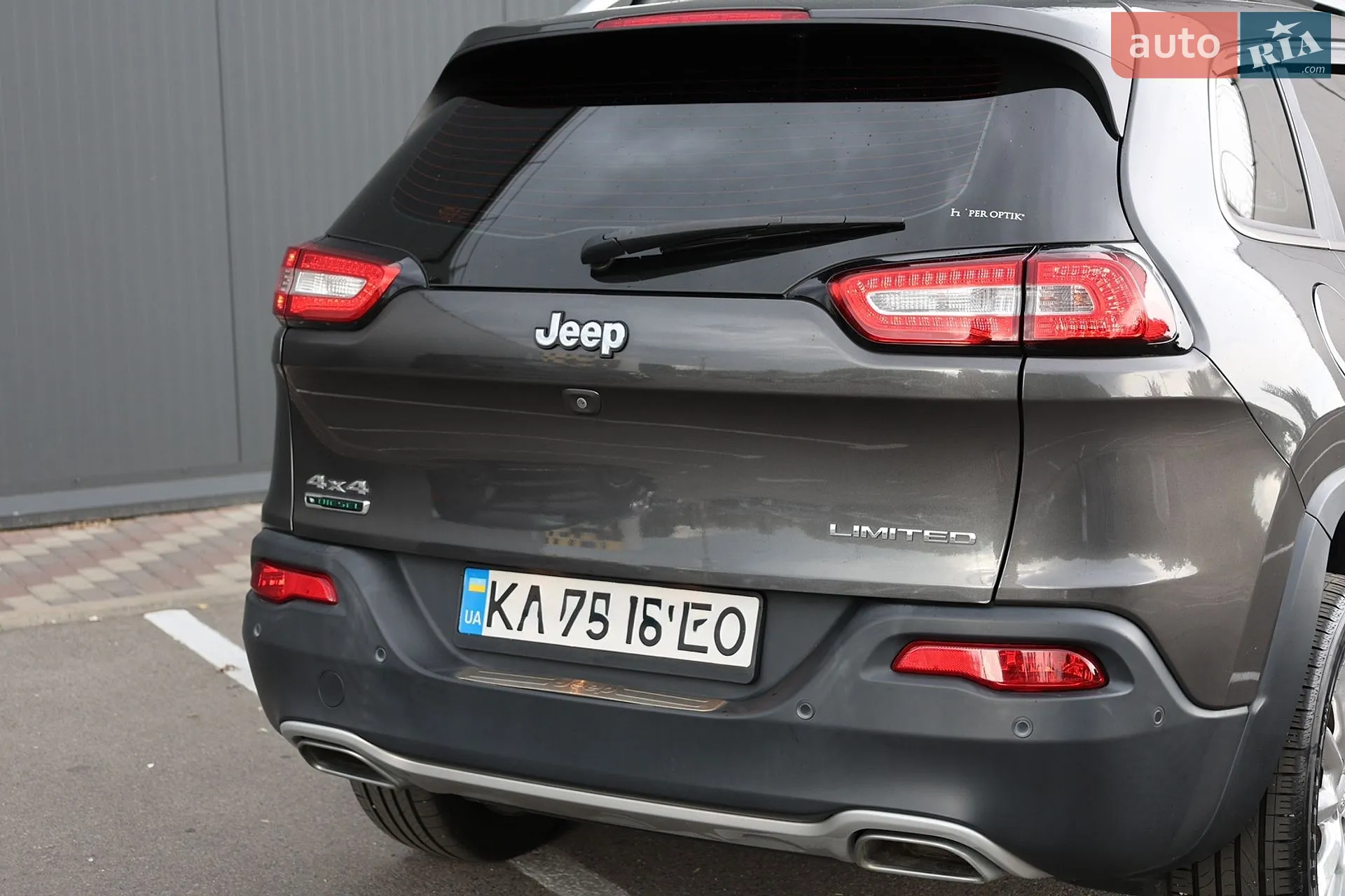 2017 Jeep Cherokee - мініатюра 14