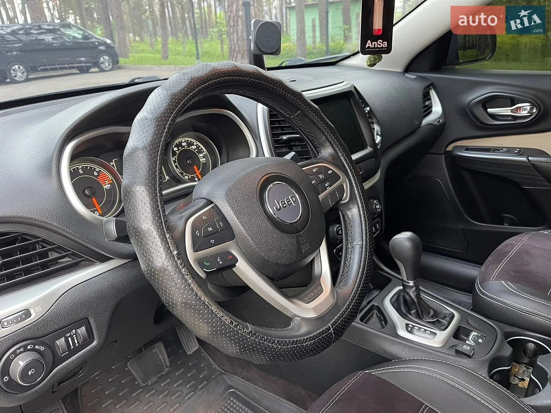 2016 Jeep Cherokee - мініатюра 13