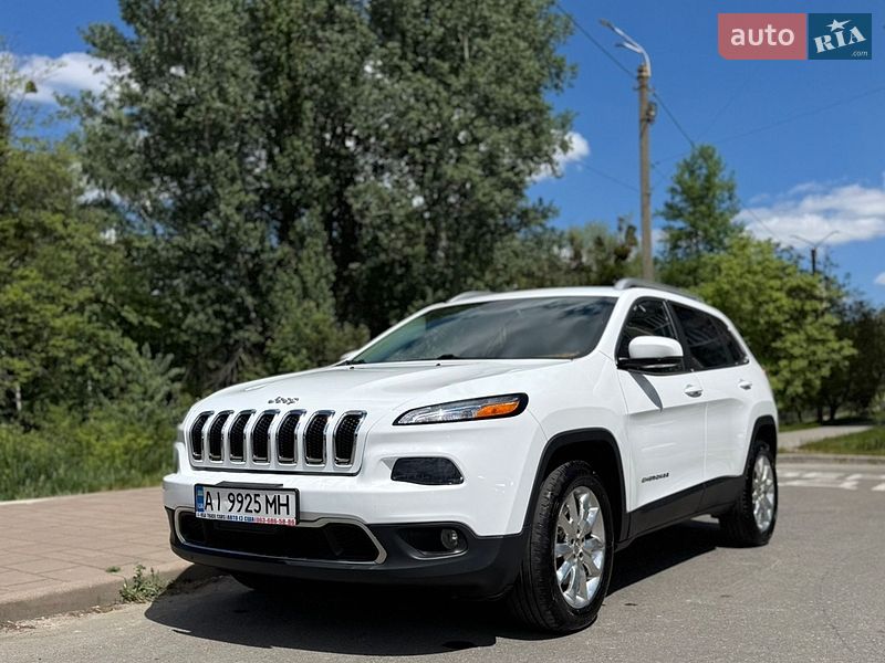 Внедорожник / Кроссовер Jeep Cherokee 2016 в Львове