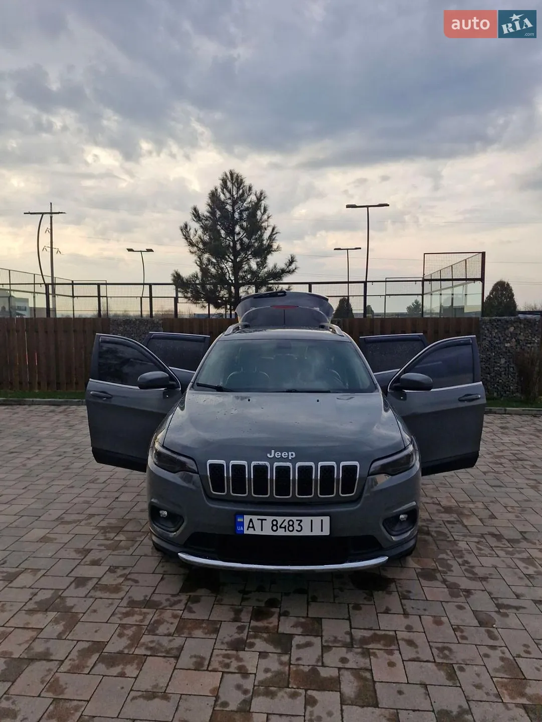 2019 Jeep Cherokee - мініатюра 33